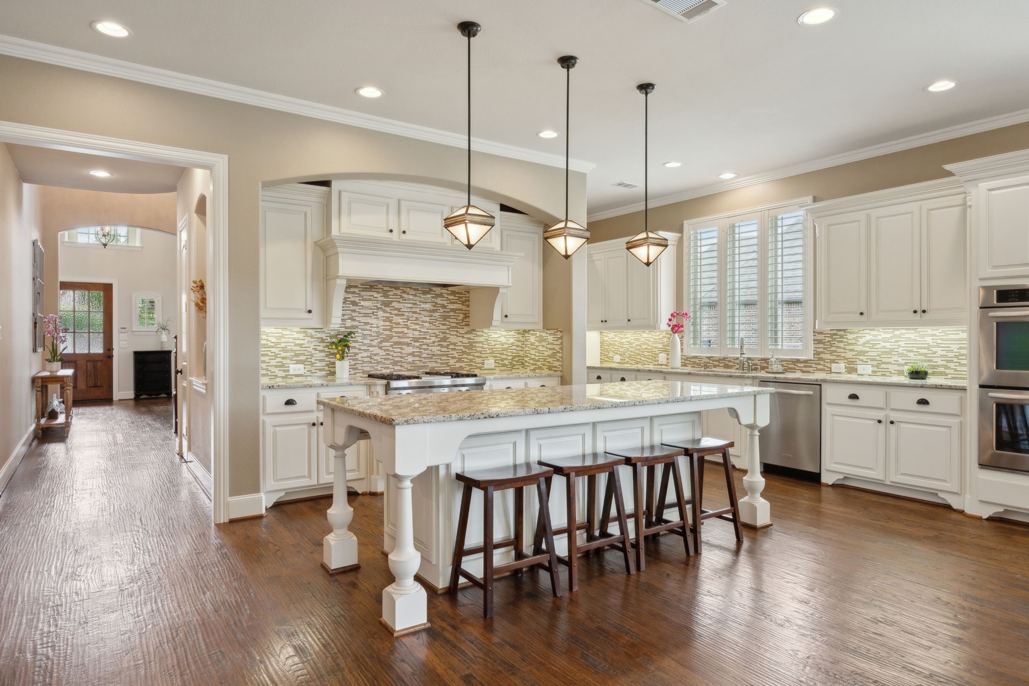 913 Stone Cottage Lane
