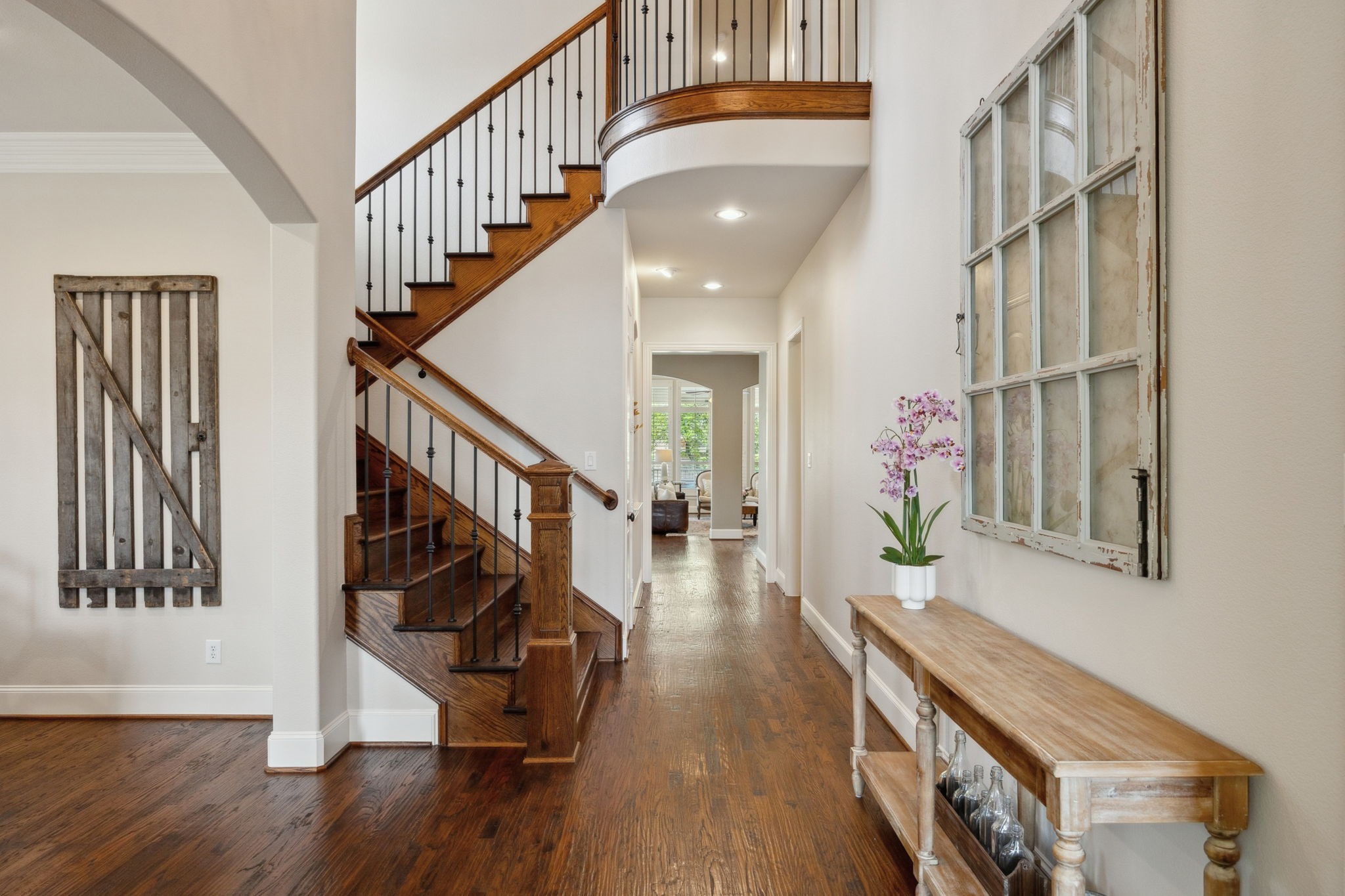 913 Stone Cottage Lane