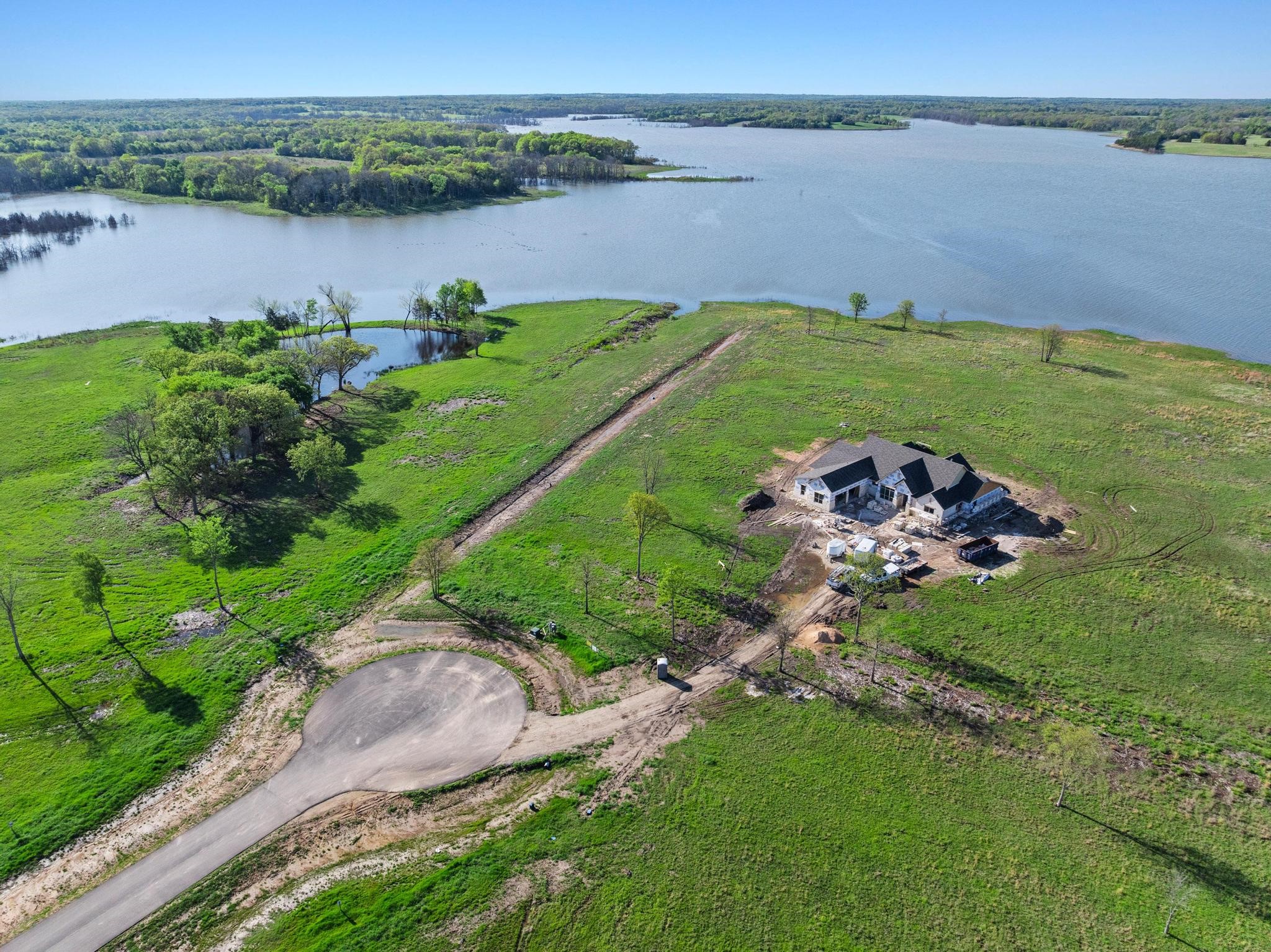 381 Lakewood Lane