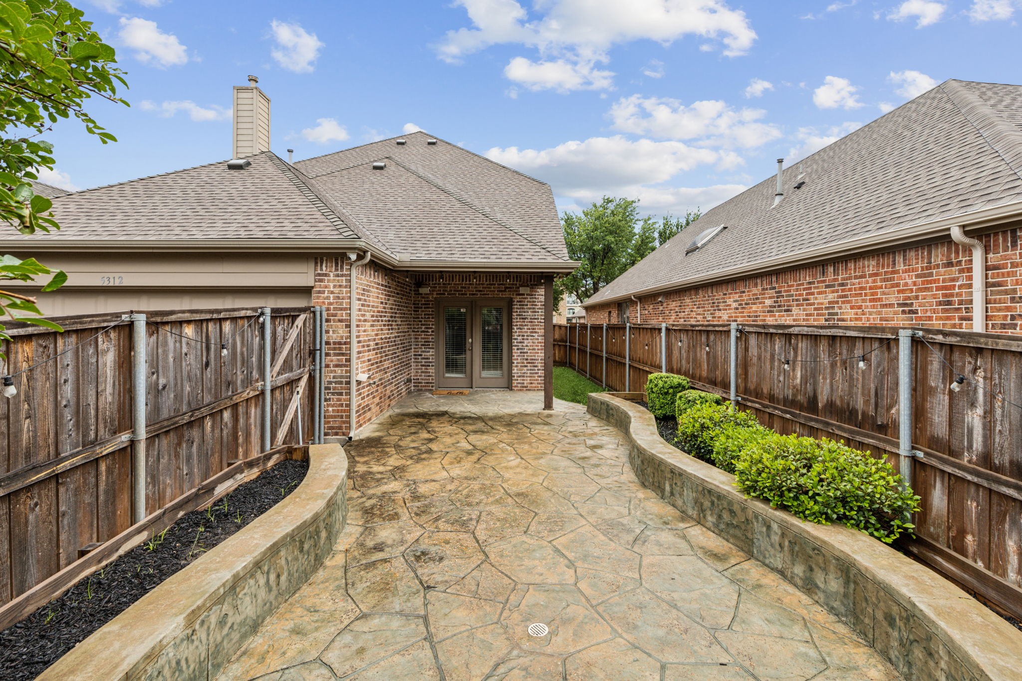 5312 Oakley Road