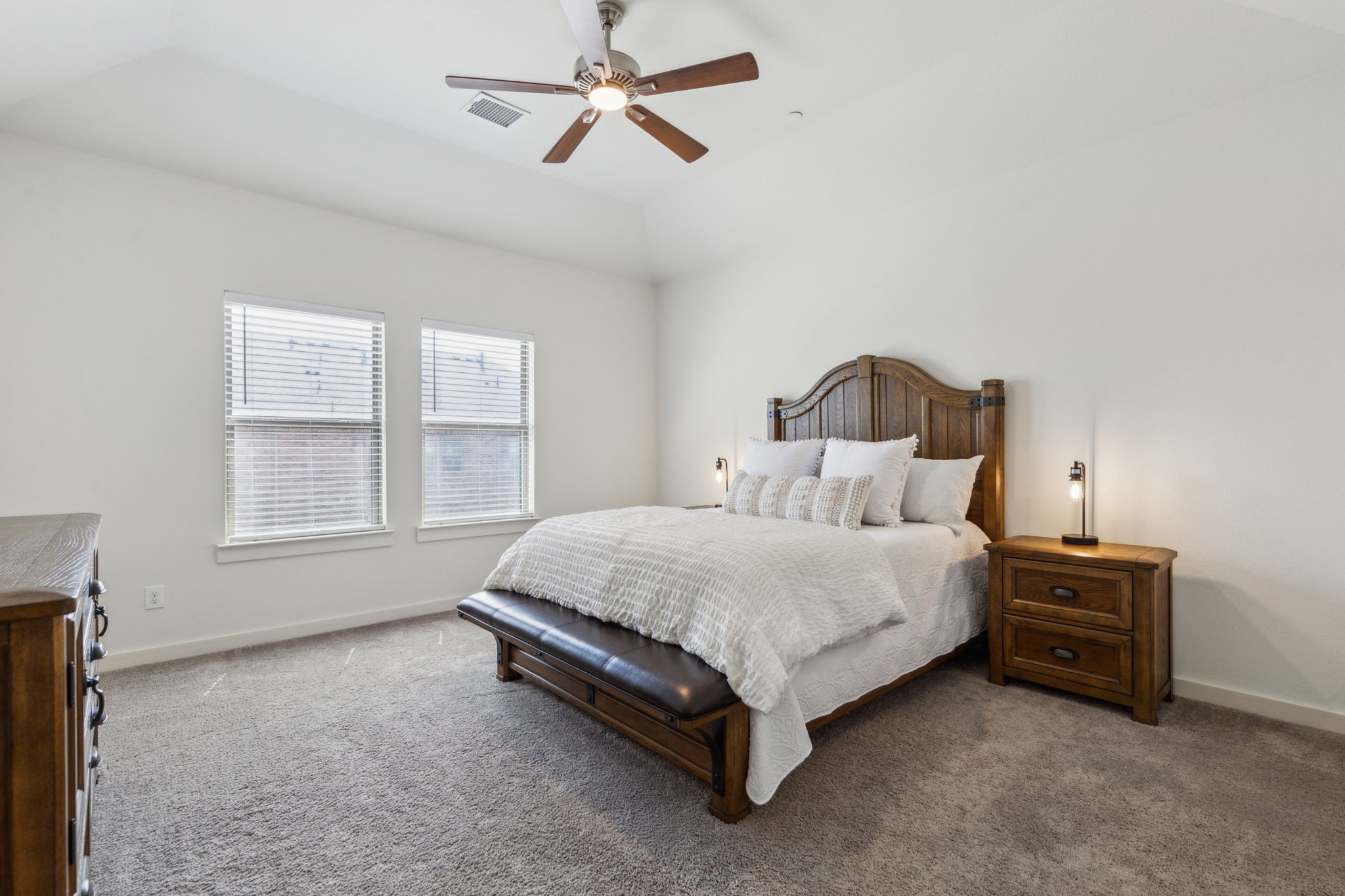 4856 Woodruff Way