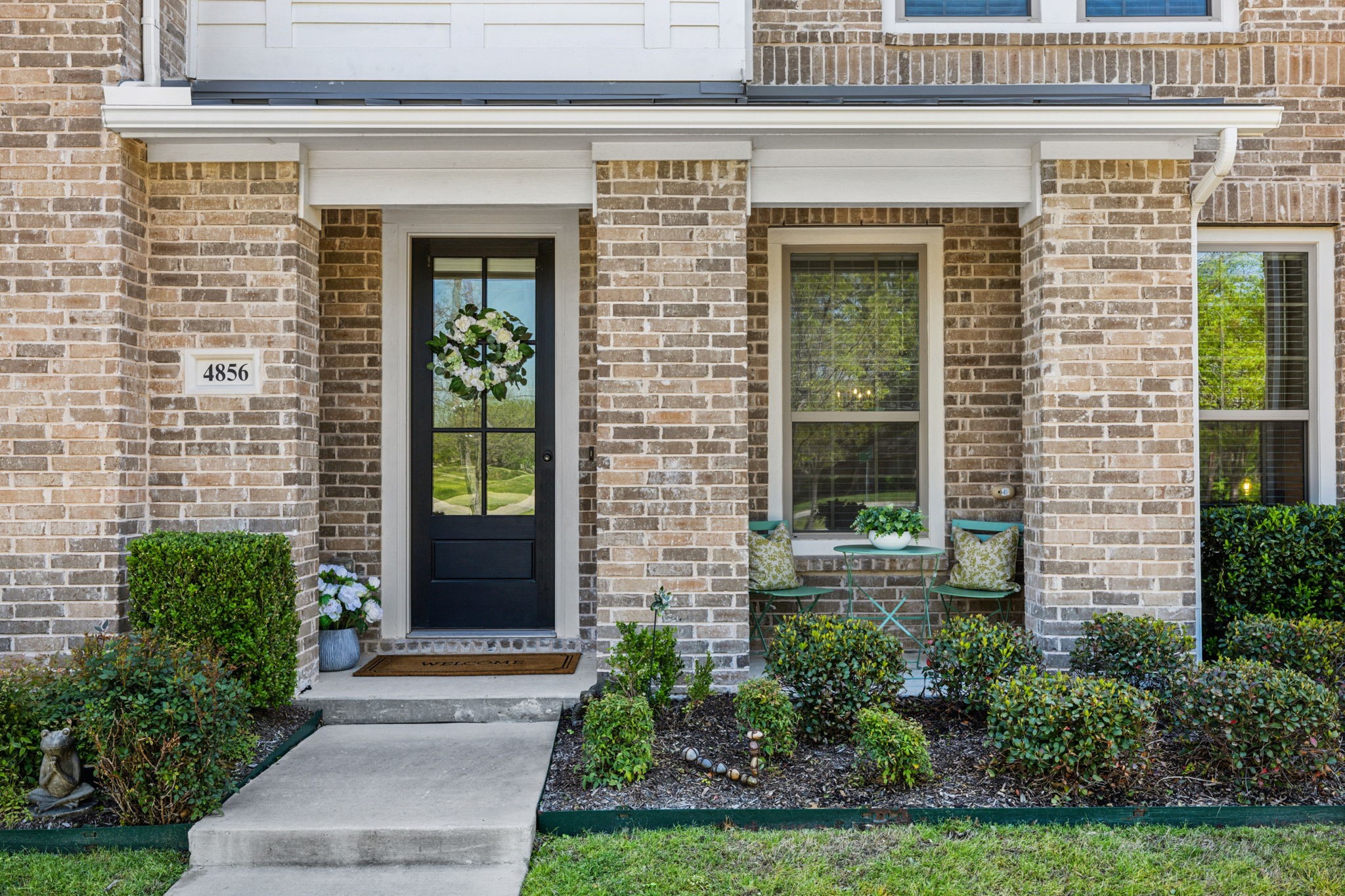 4856 Woodruff Way