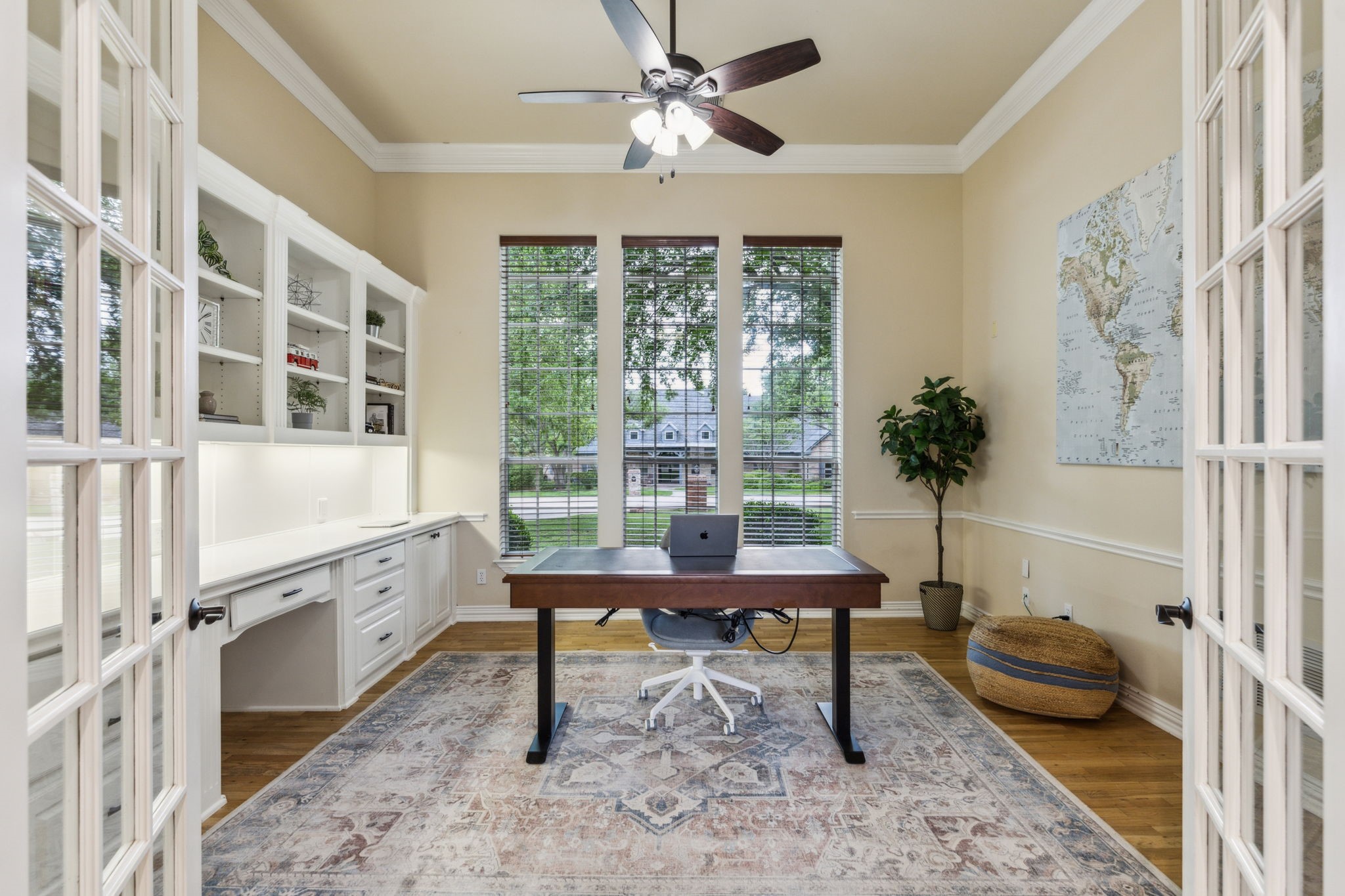 881 Saint James Court