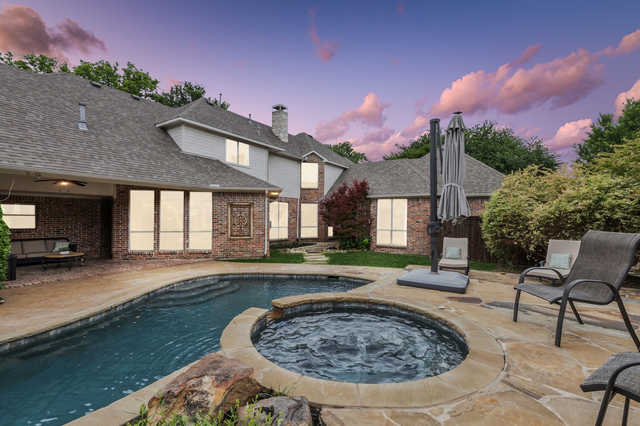 881 Saint James Court