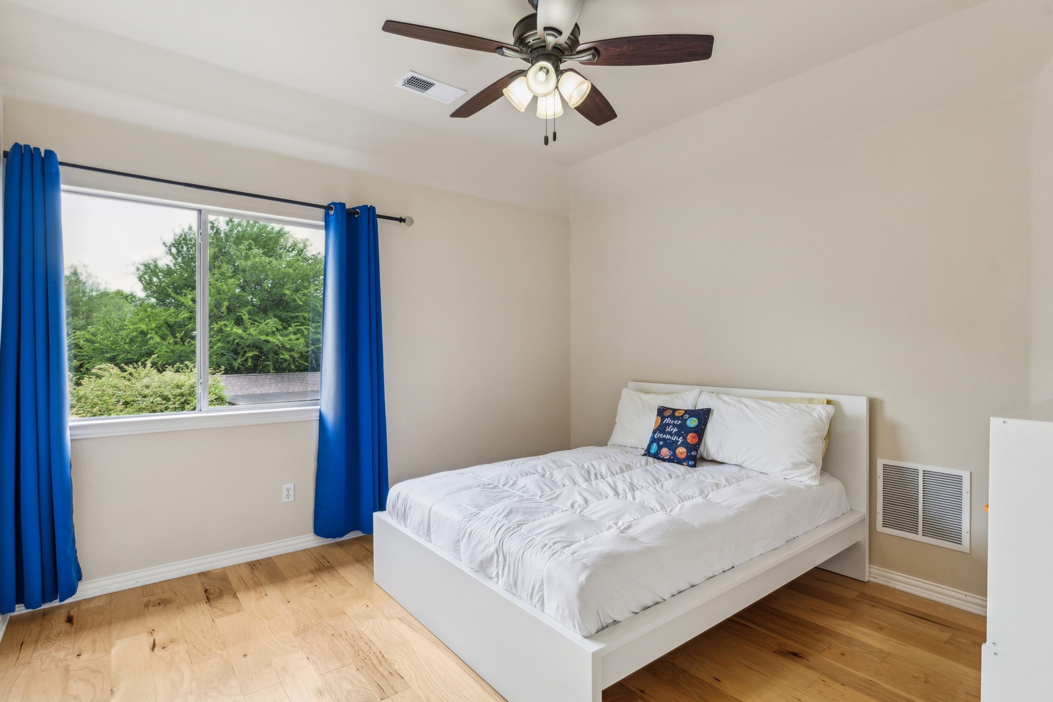 881 Saint James Court