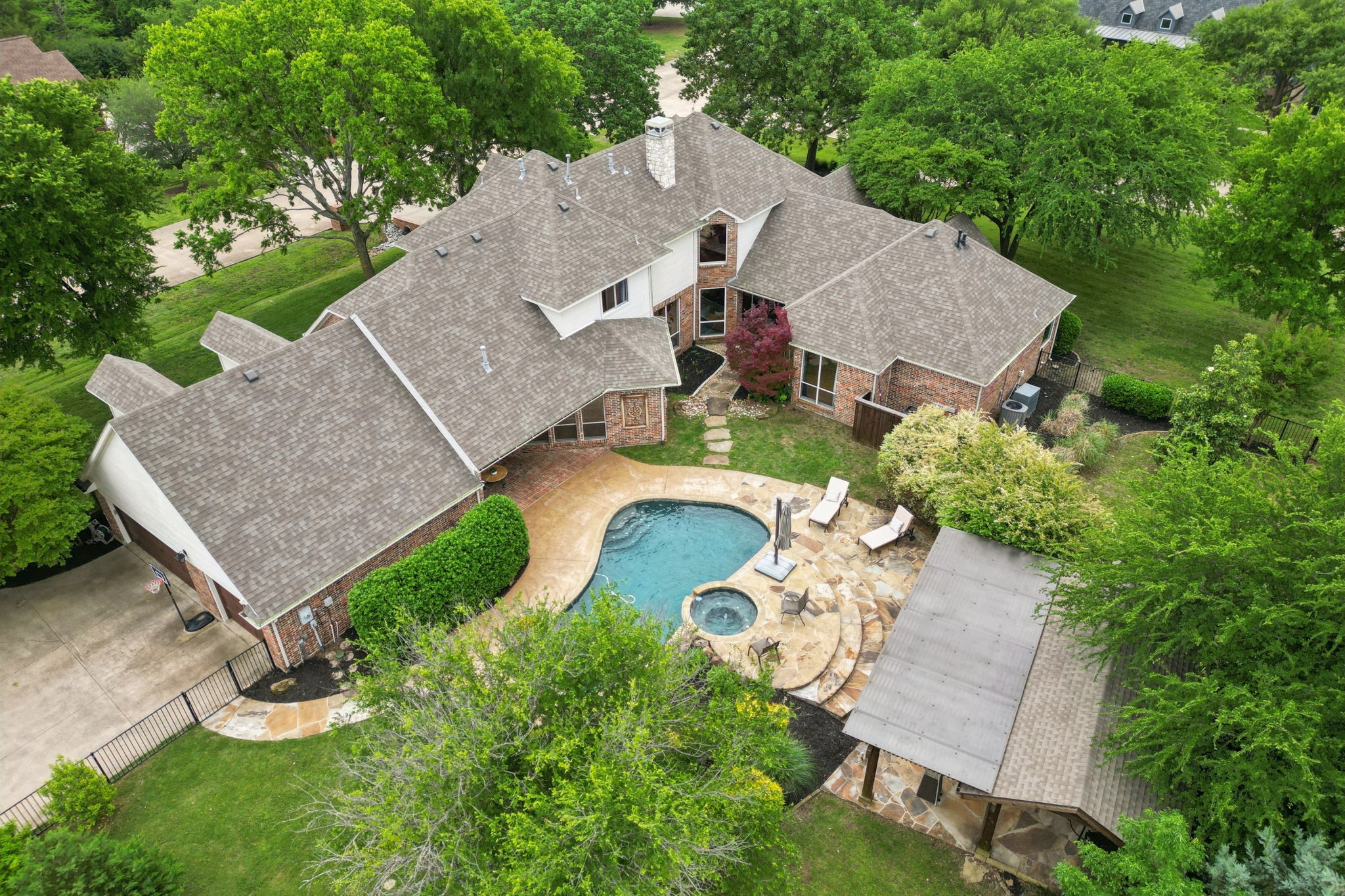 881 Saint James Court