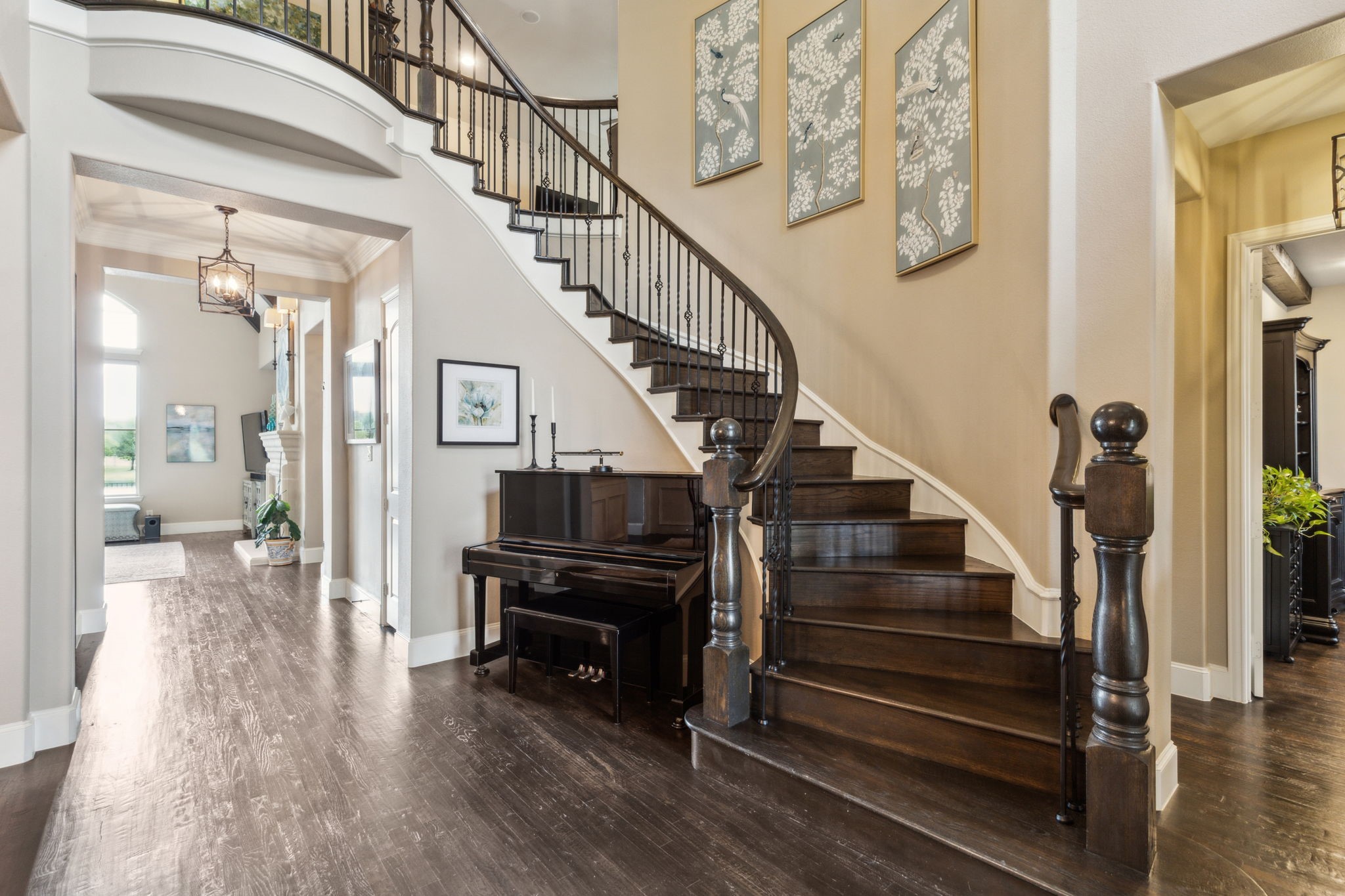 2801 Golden Meadow Court