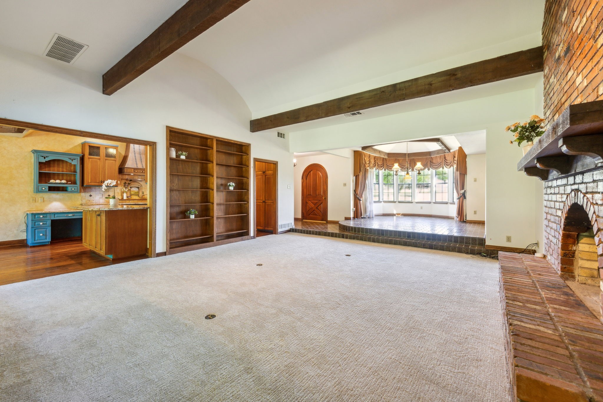 760 N Country Club Road