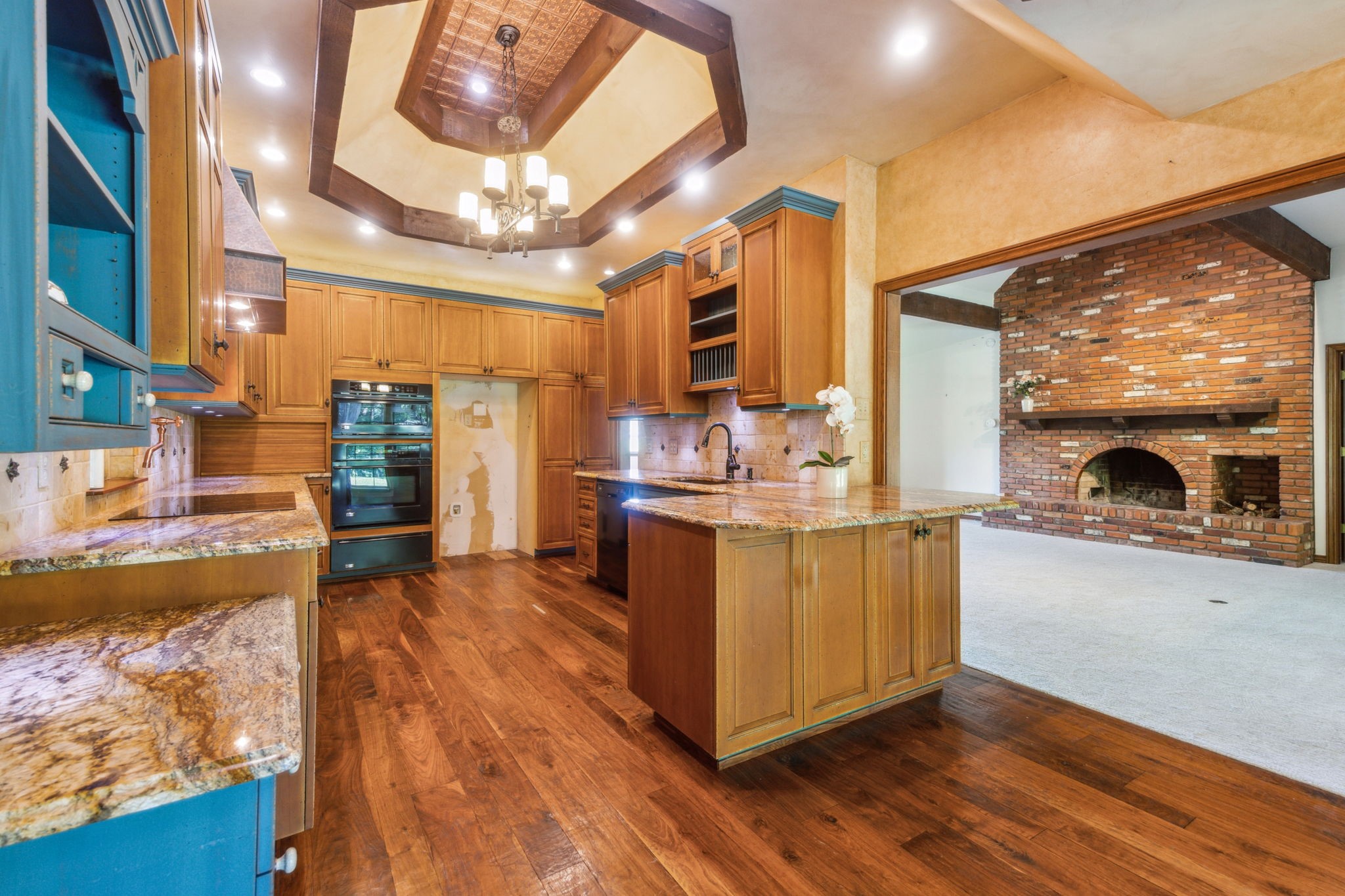 760 N Country Club Road