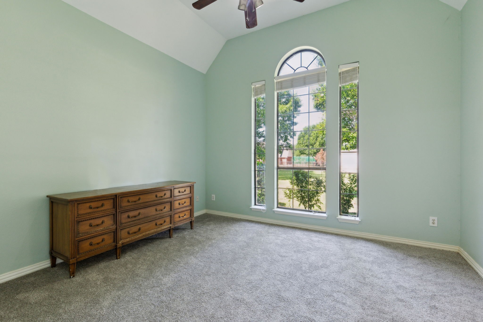 110 Man O War Lane