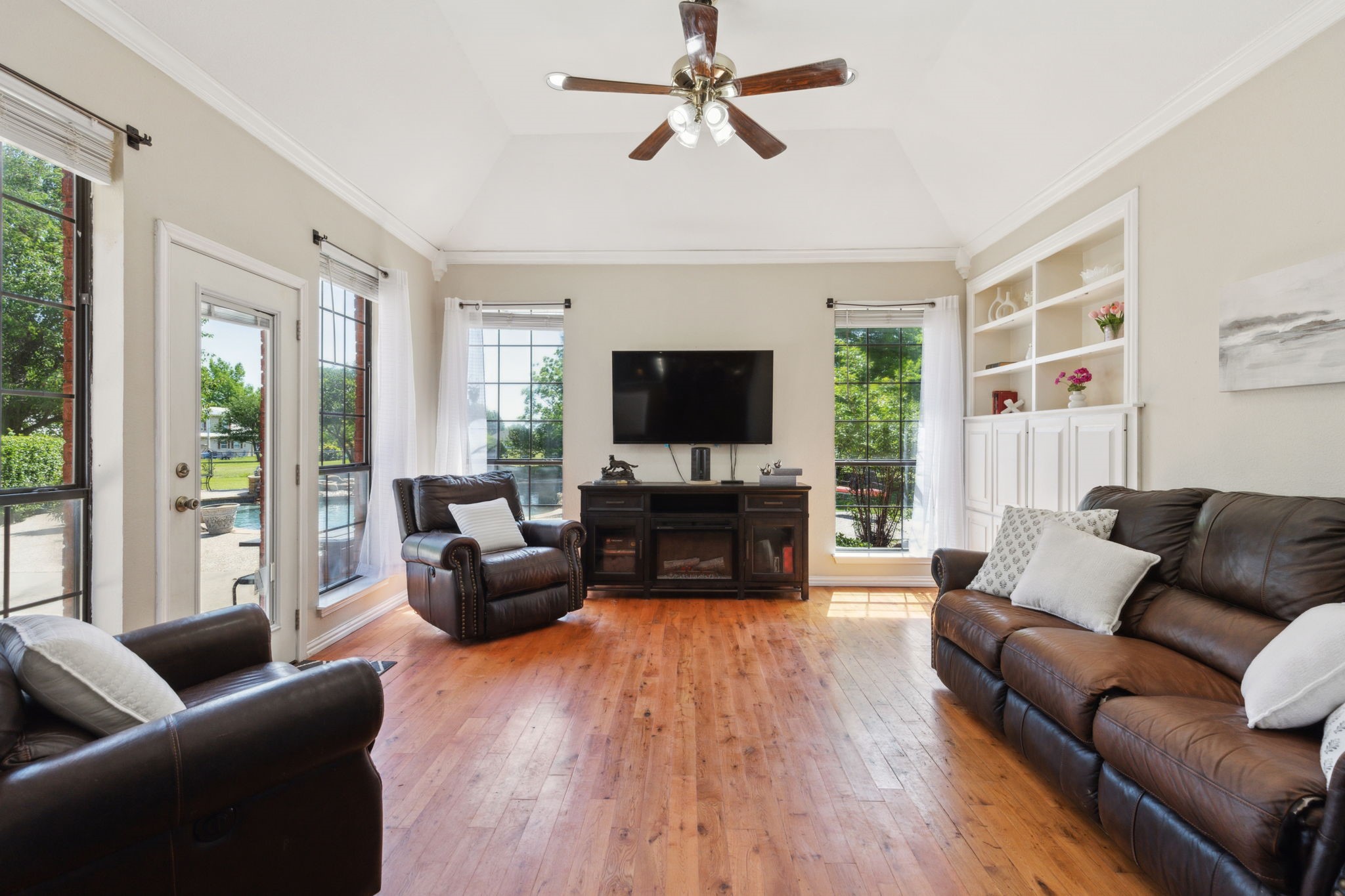 110 Man O War Lane