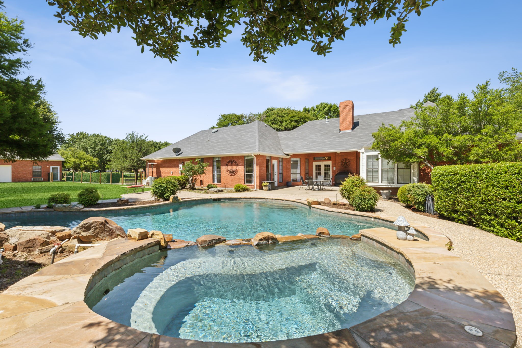 110 Man O War Lane