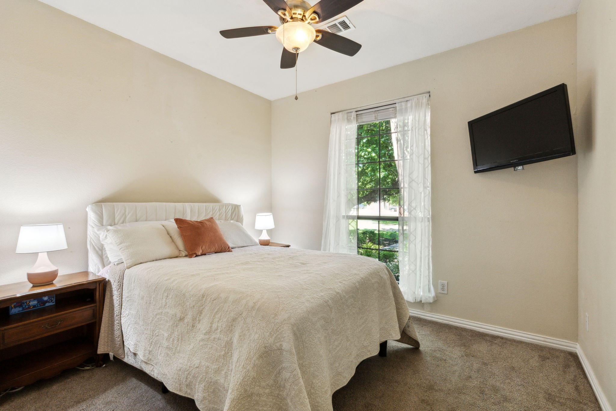 110 Man O War Lane
