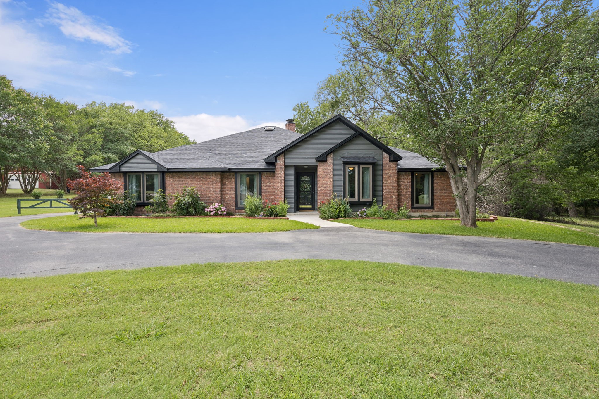 12 Woodmoor Drive