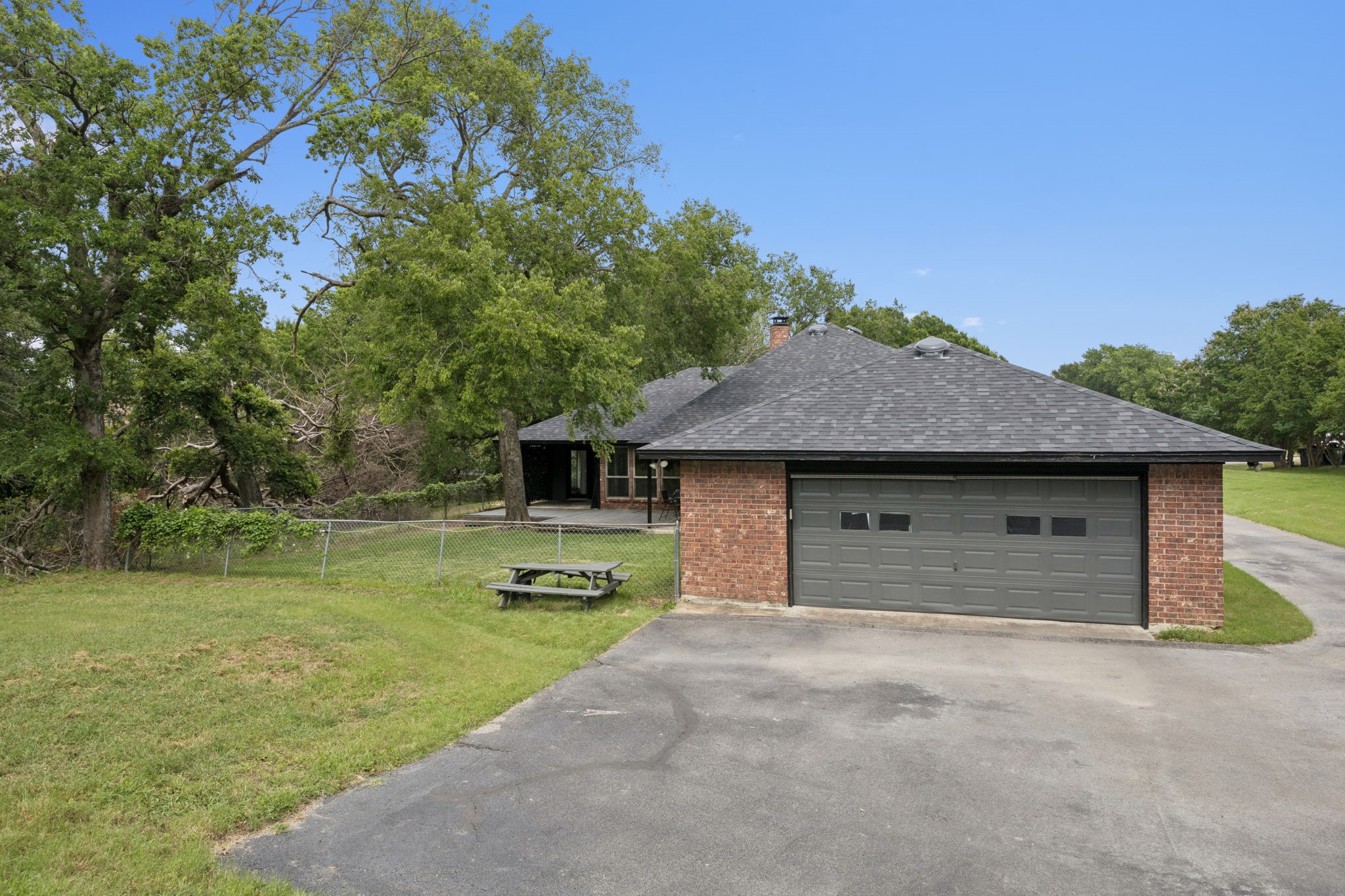 12 Woodmoor Drive