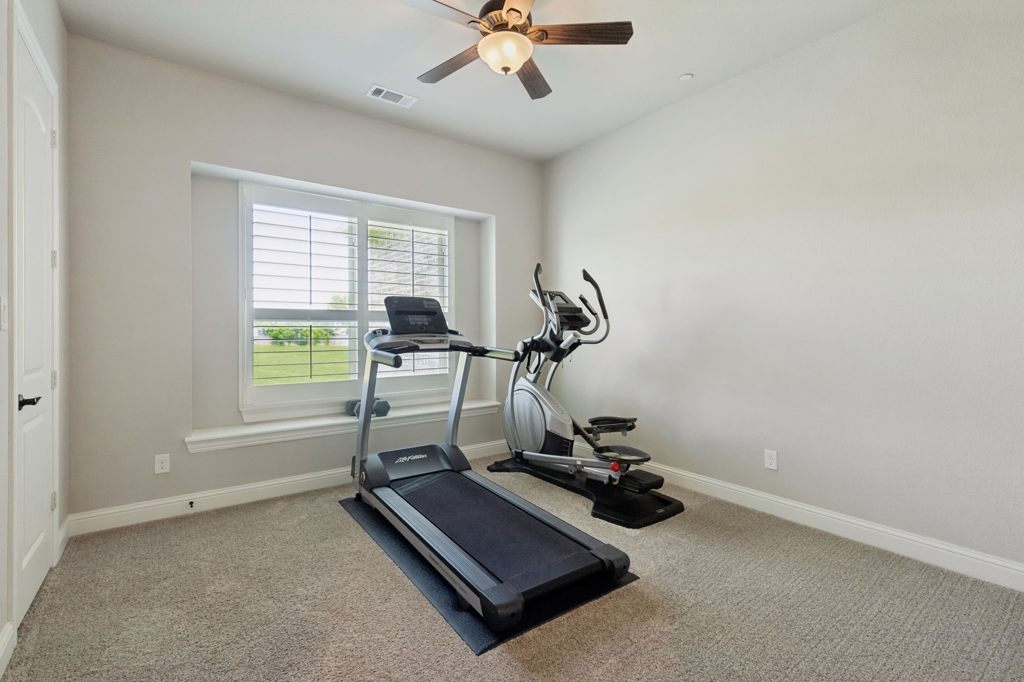 2750 Bauer Court