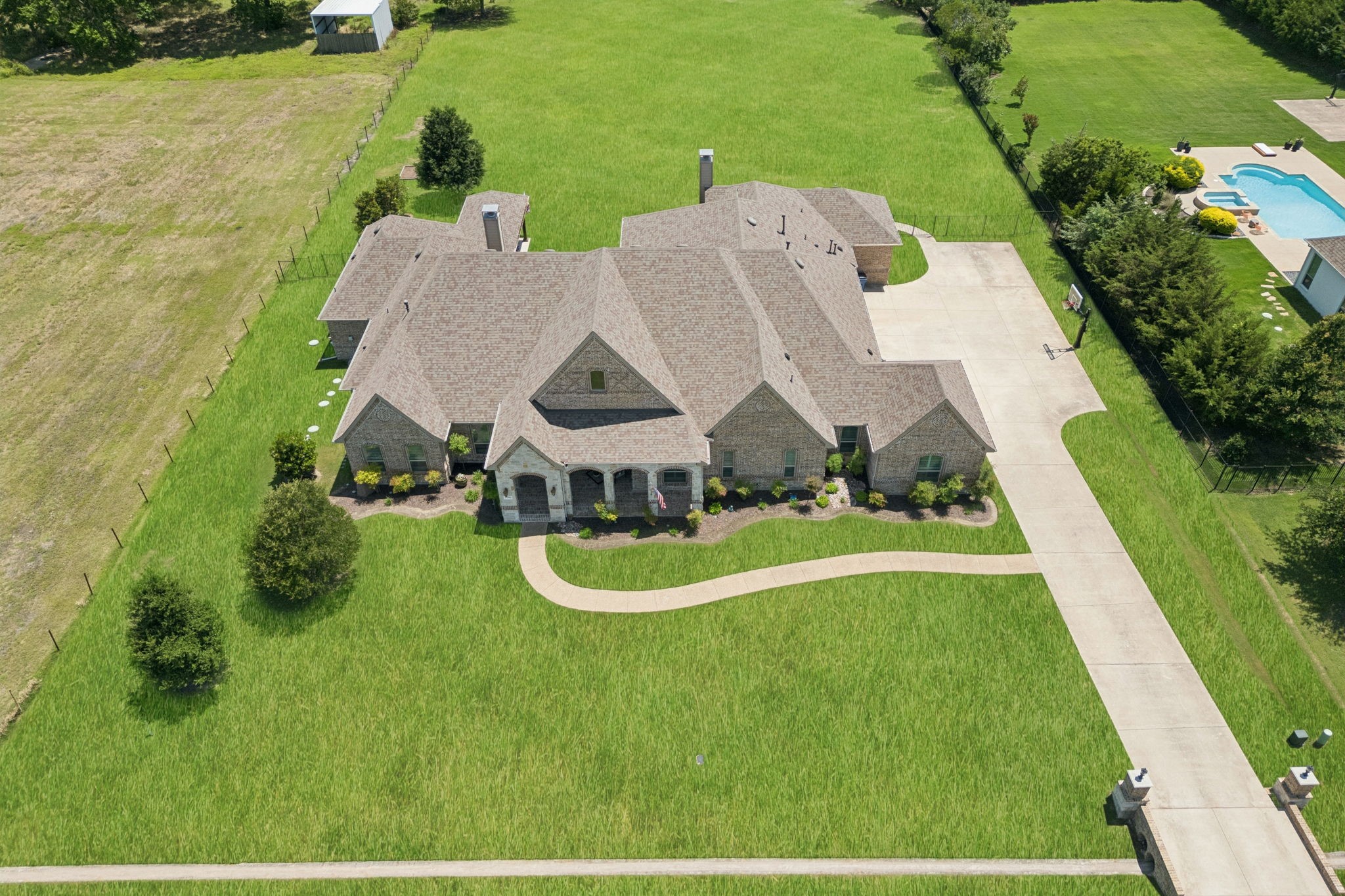 2750 Bauer Court