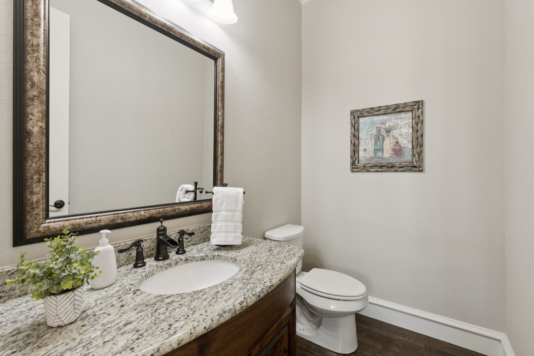 2750 Bauer Court