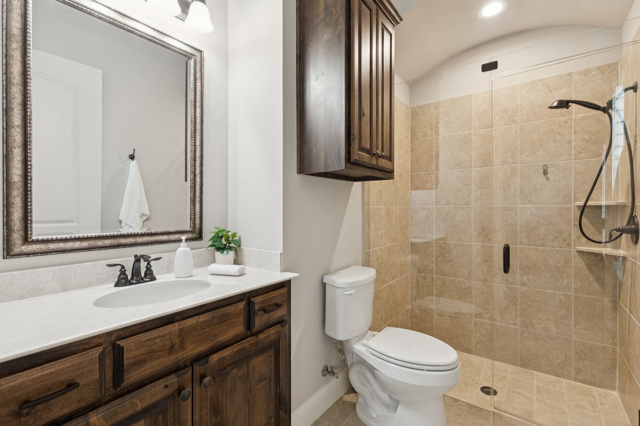 2750 Bauer Court