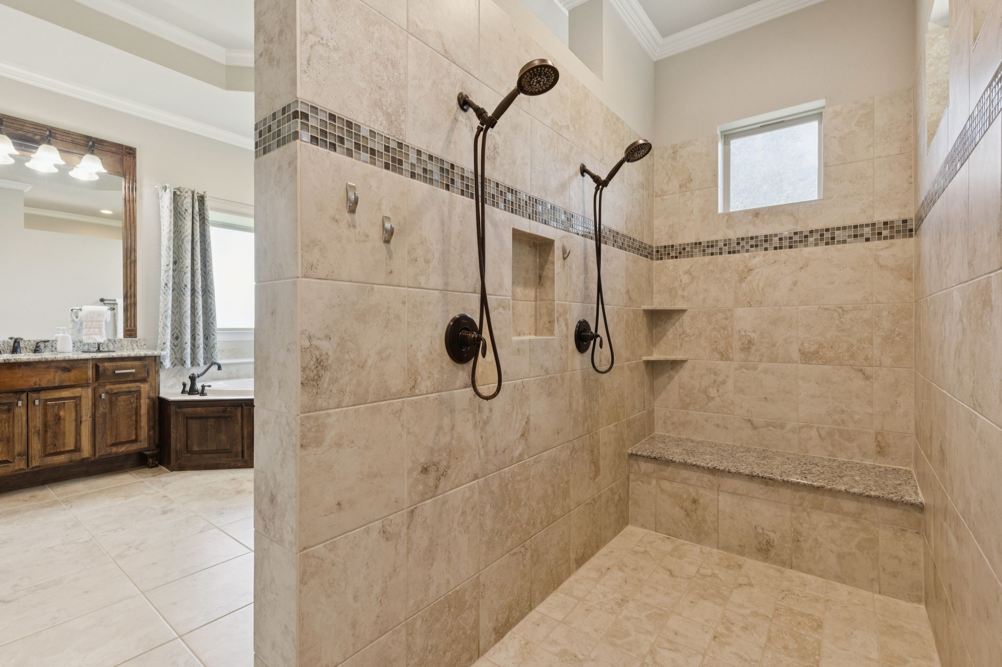2750 Bauer Court