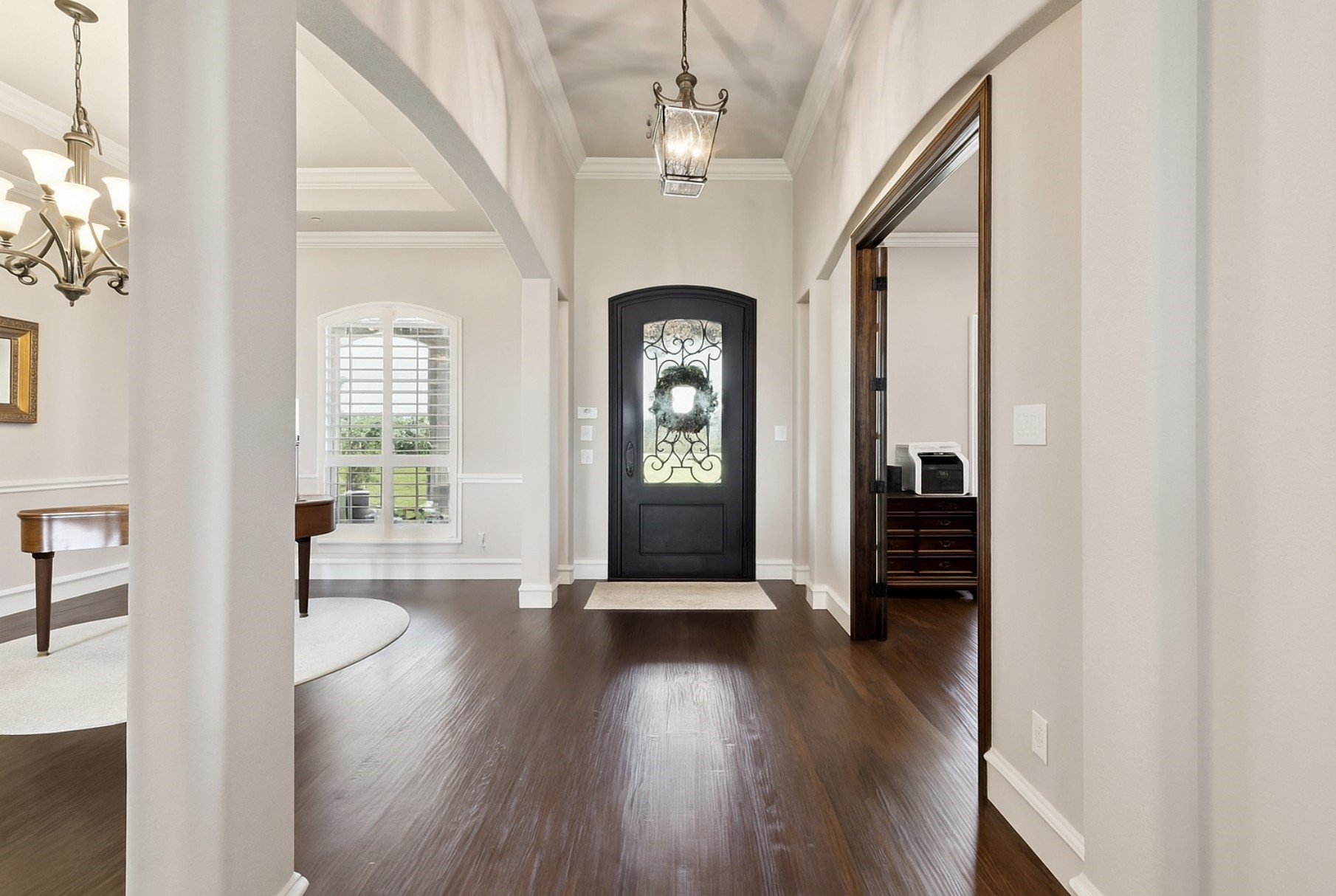 2750 Bauer Court