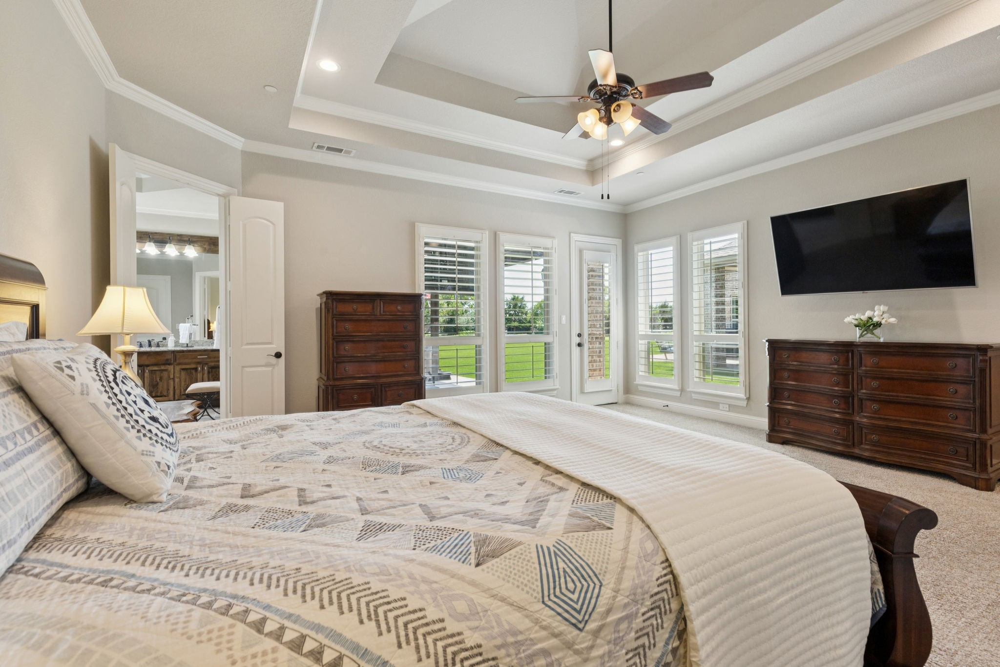 2750 Bauer Court