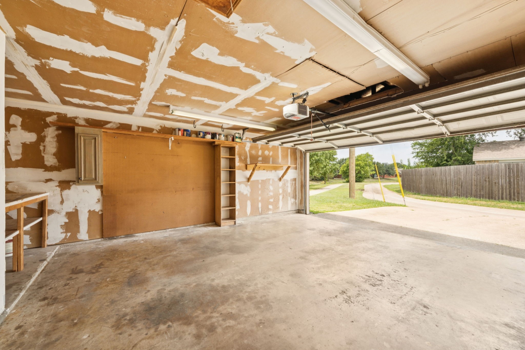 1201 Crestwood Court