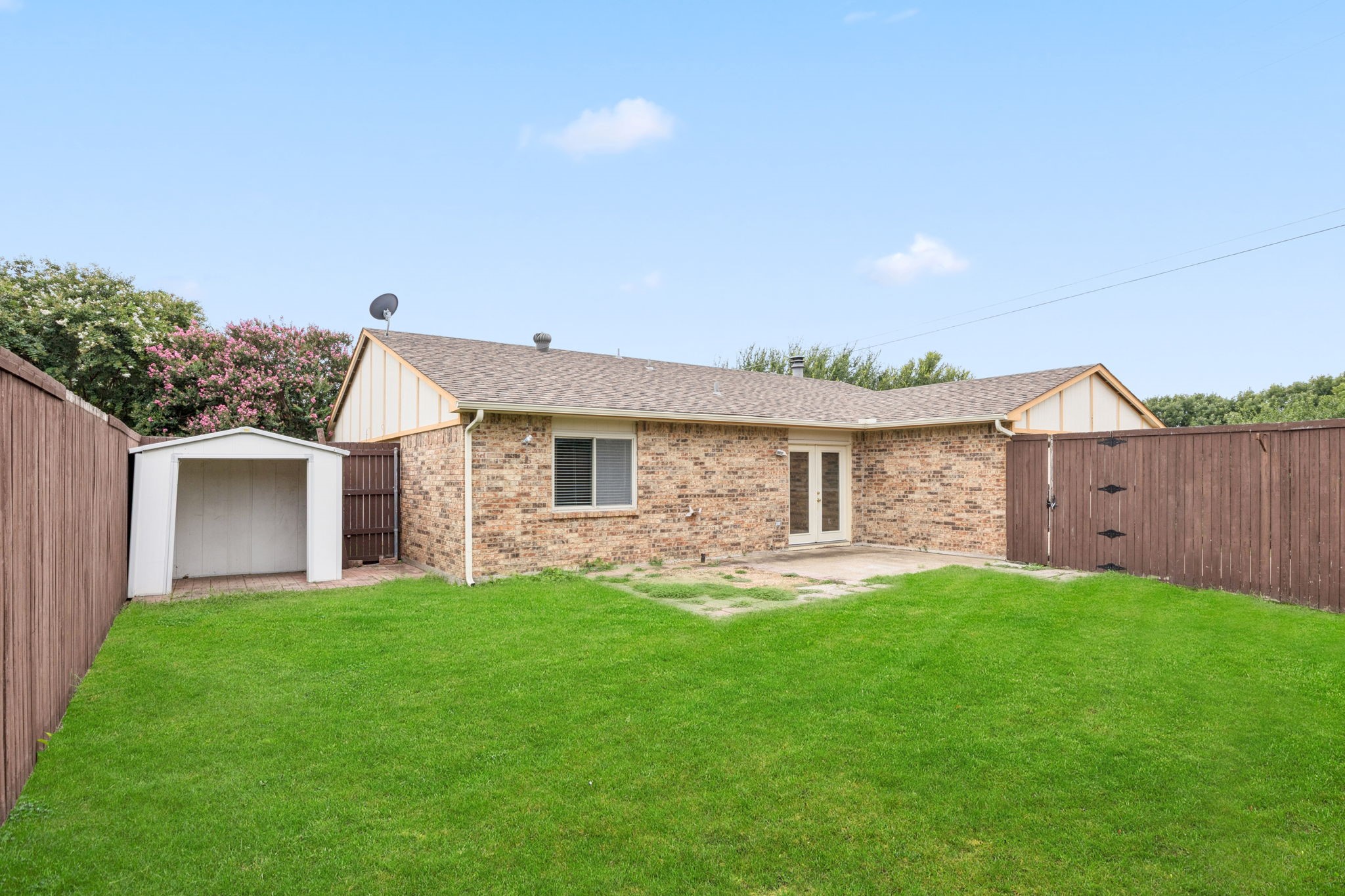 1201 Crestwood Court