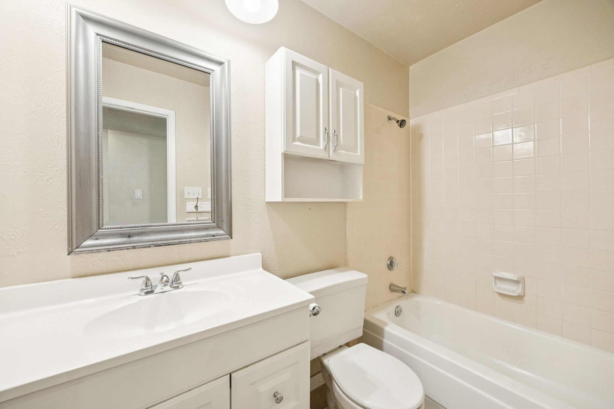 1201 Crestwood Court