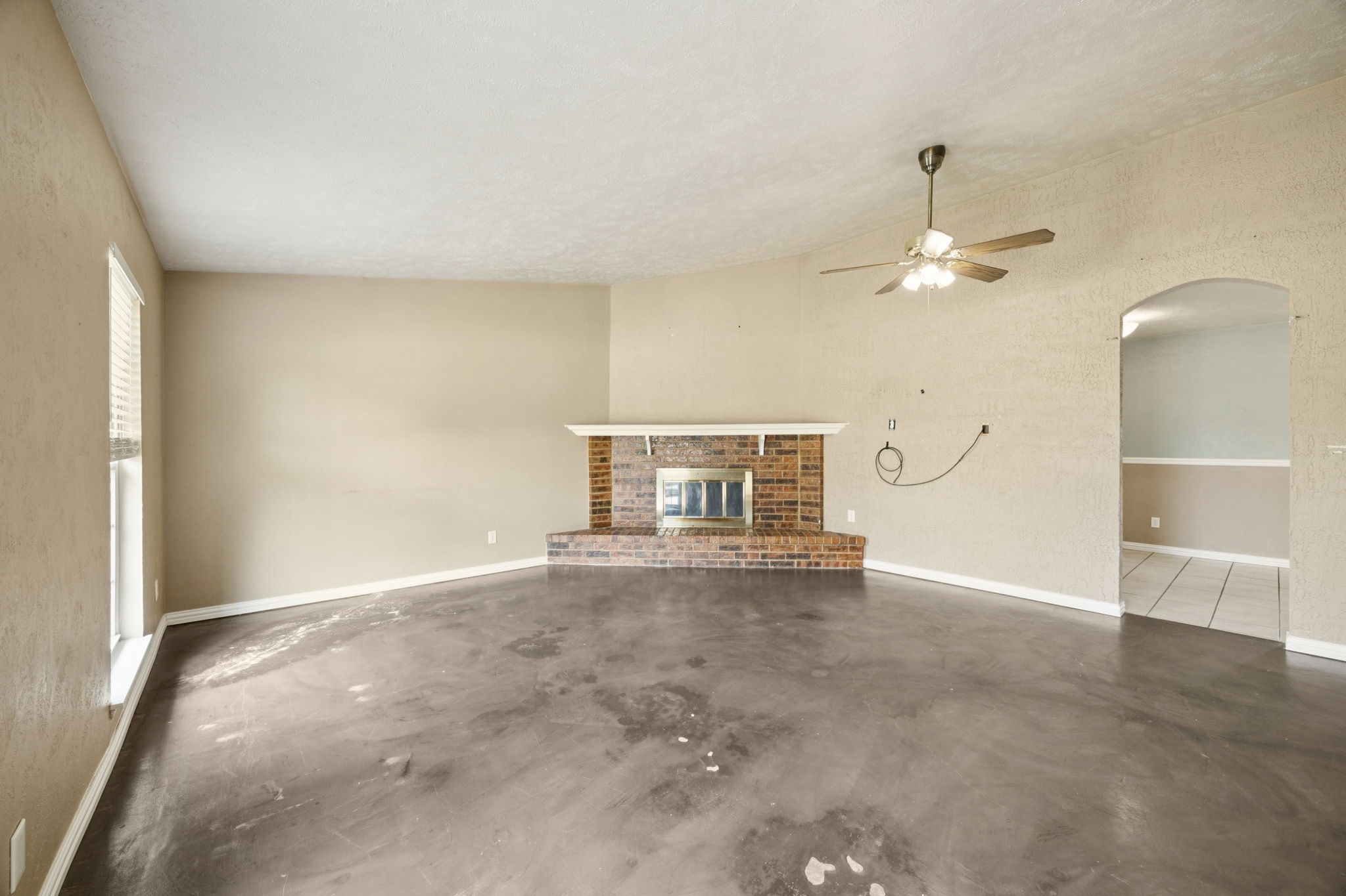 1201 Crestwood Court