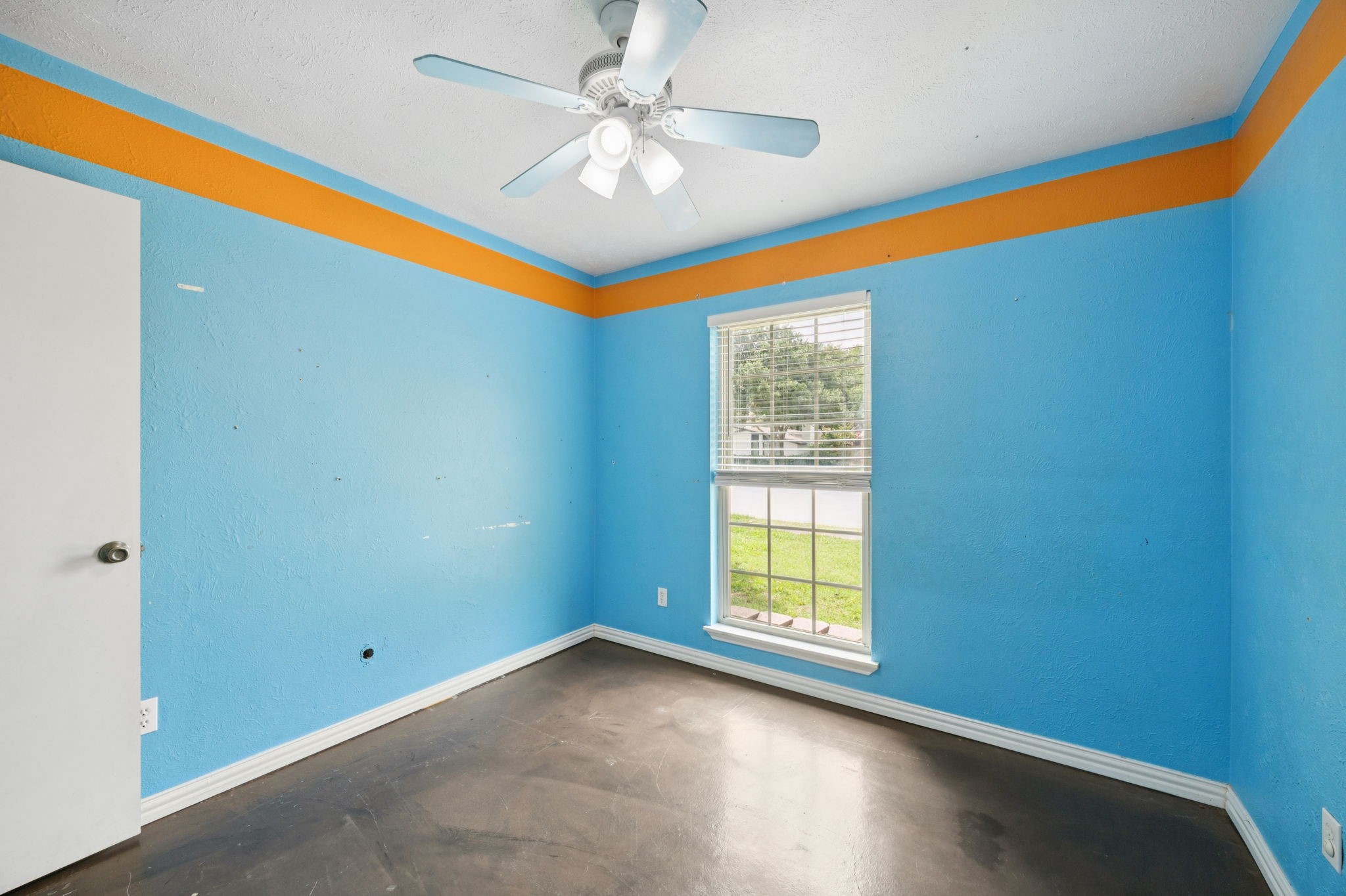 1201 Crestwood Court