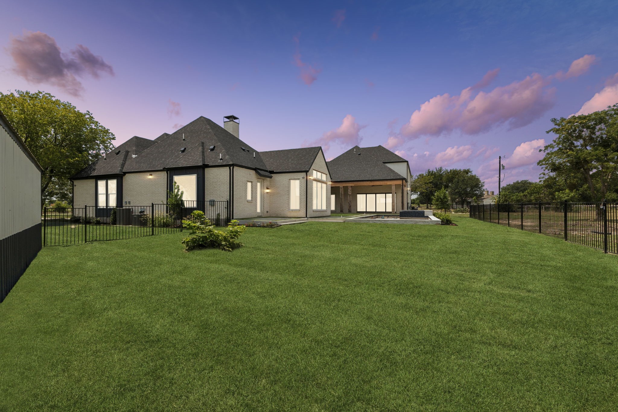 2157 Country Club Road