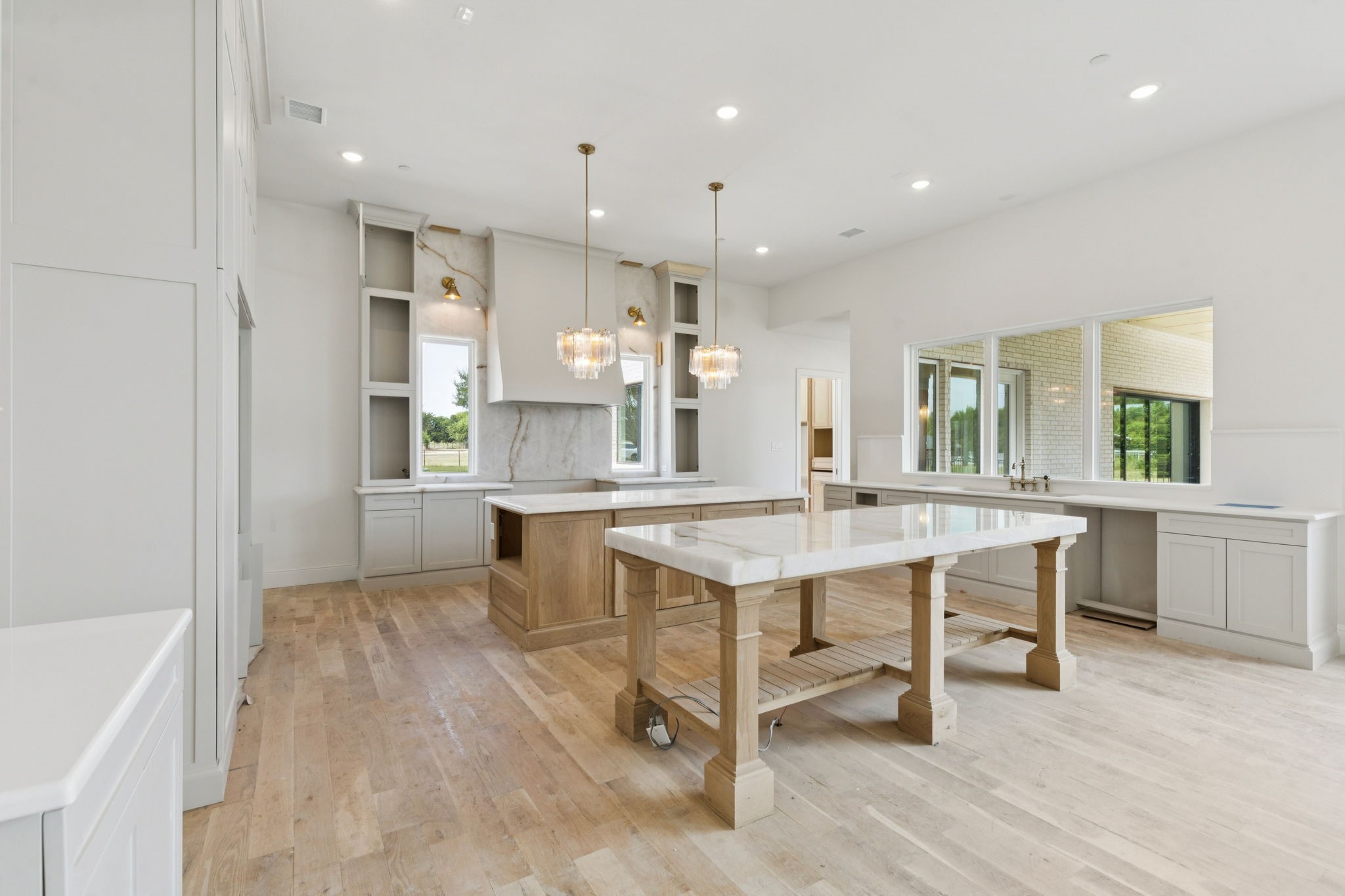 2157 Country Club Road