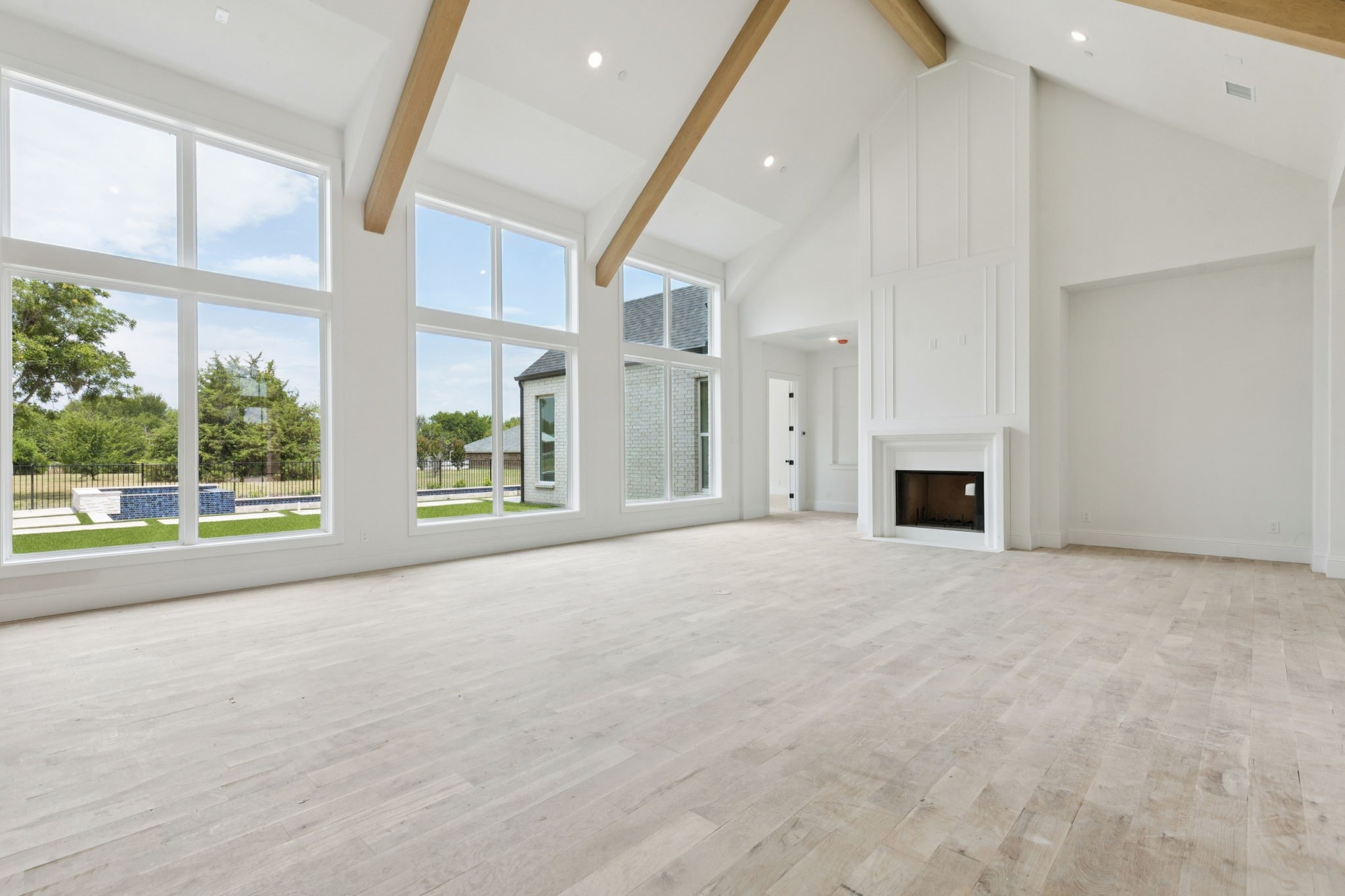 2157 Country Club Road