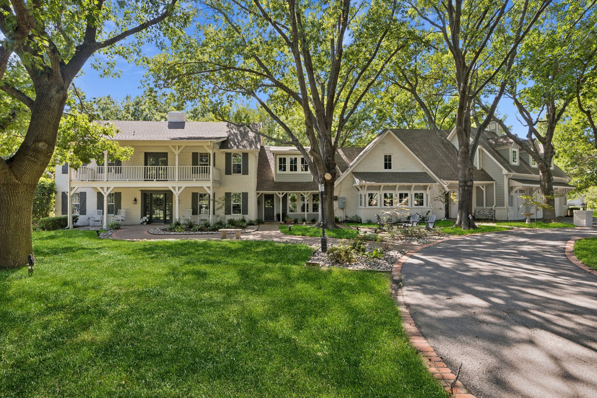 2105 Dublin Road