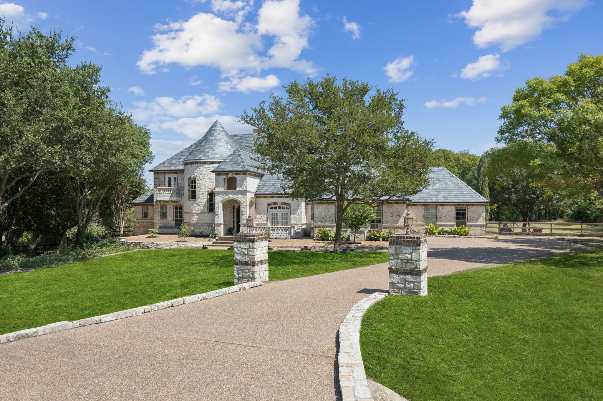 1450 Snider Court