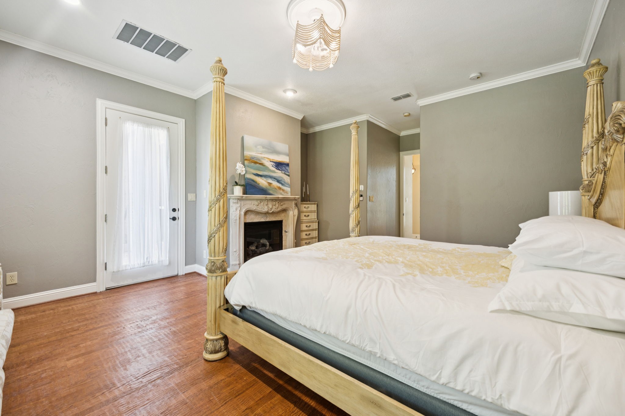 1450 Snider Court
