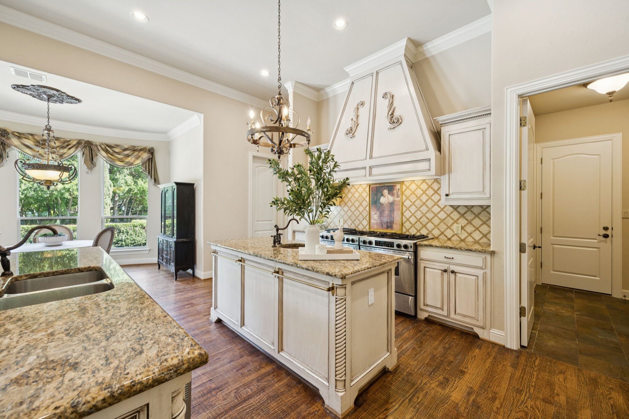 1450 Snider Court