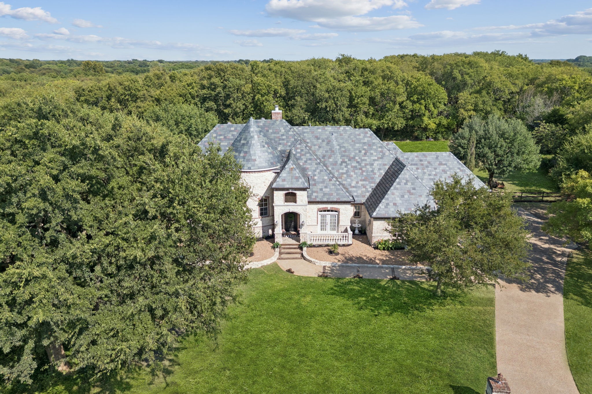 1450 Snider Court