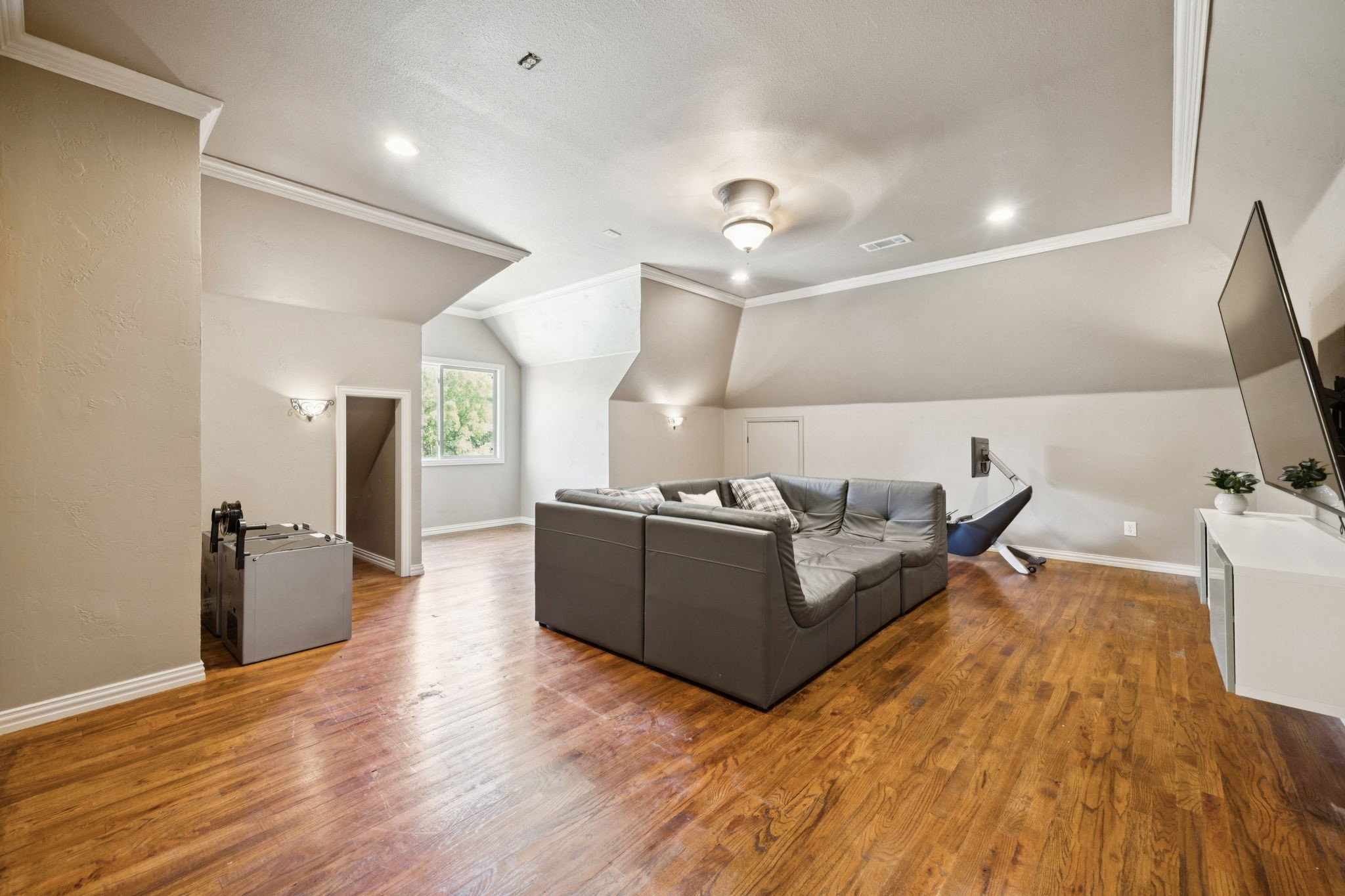 1450 Snider Court
