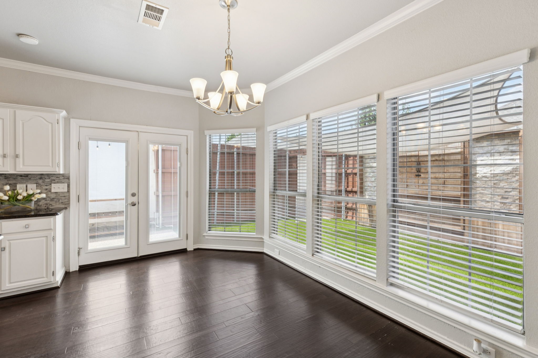 4369 Timberglen Road