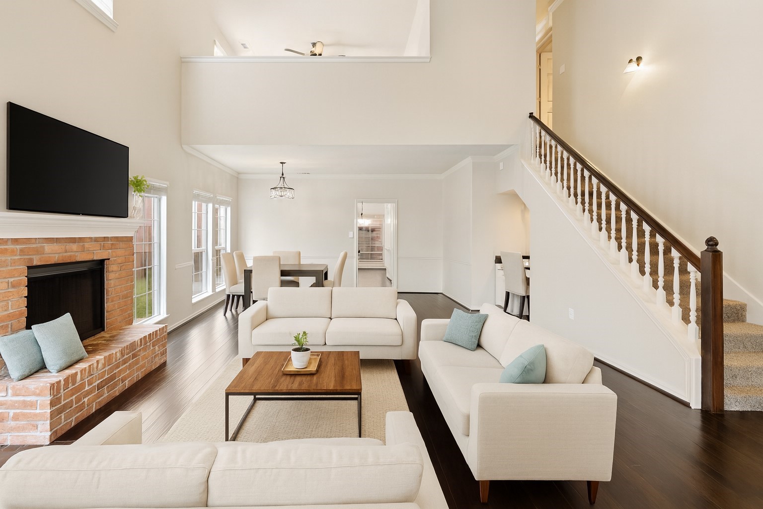 4369 Timberglen Road