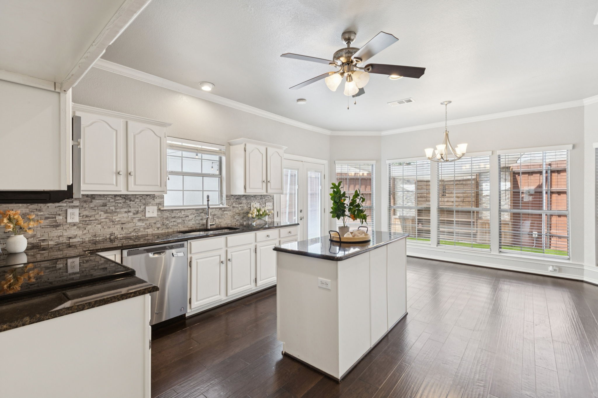 4369 Timberglen Road