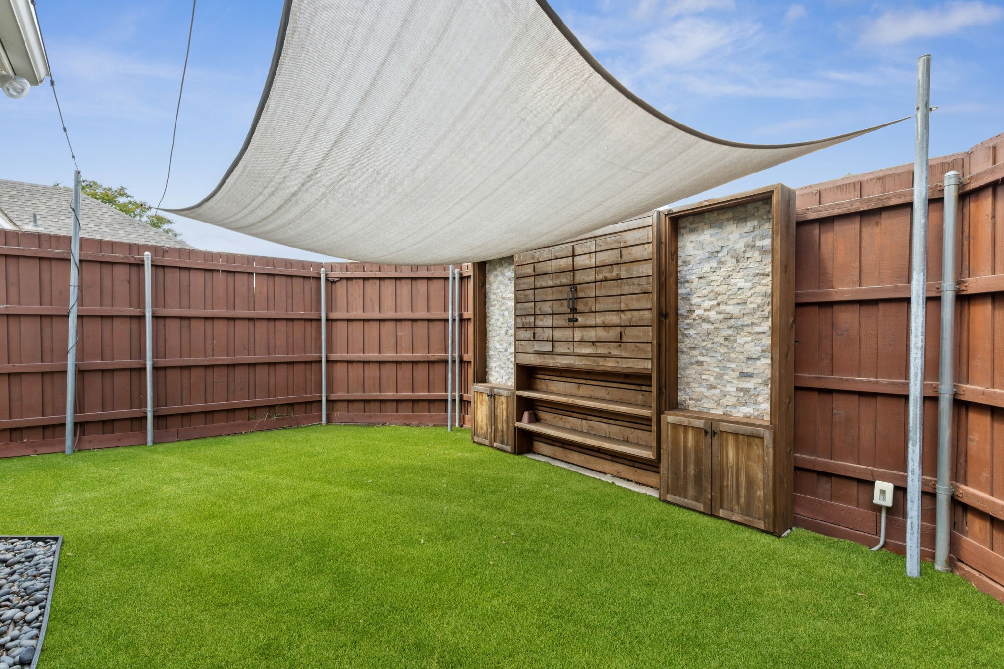 4369 Timberglen Road