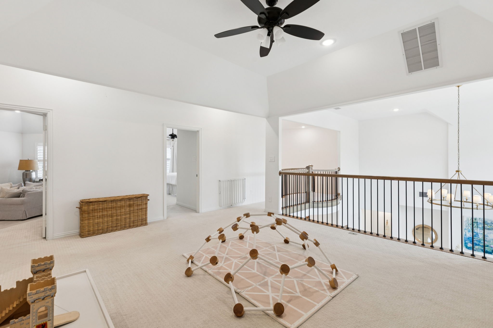4909 Whisper Drive