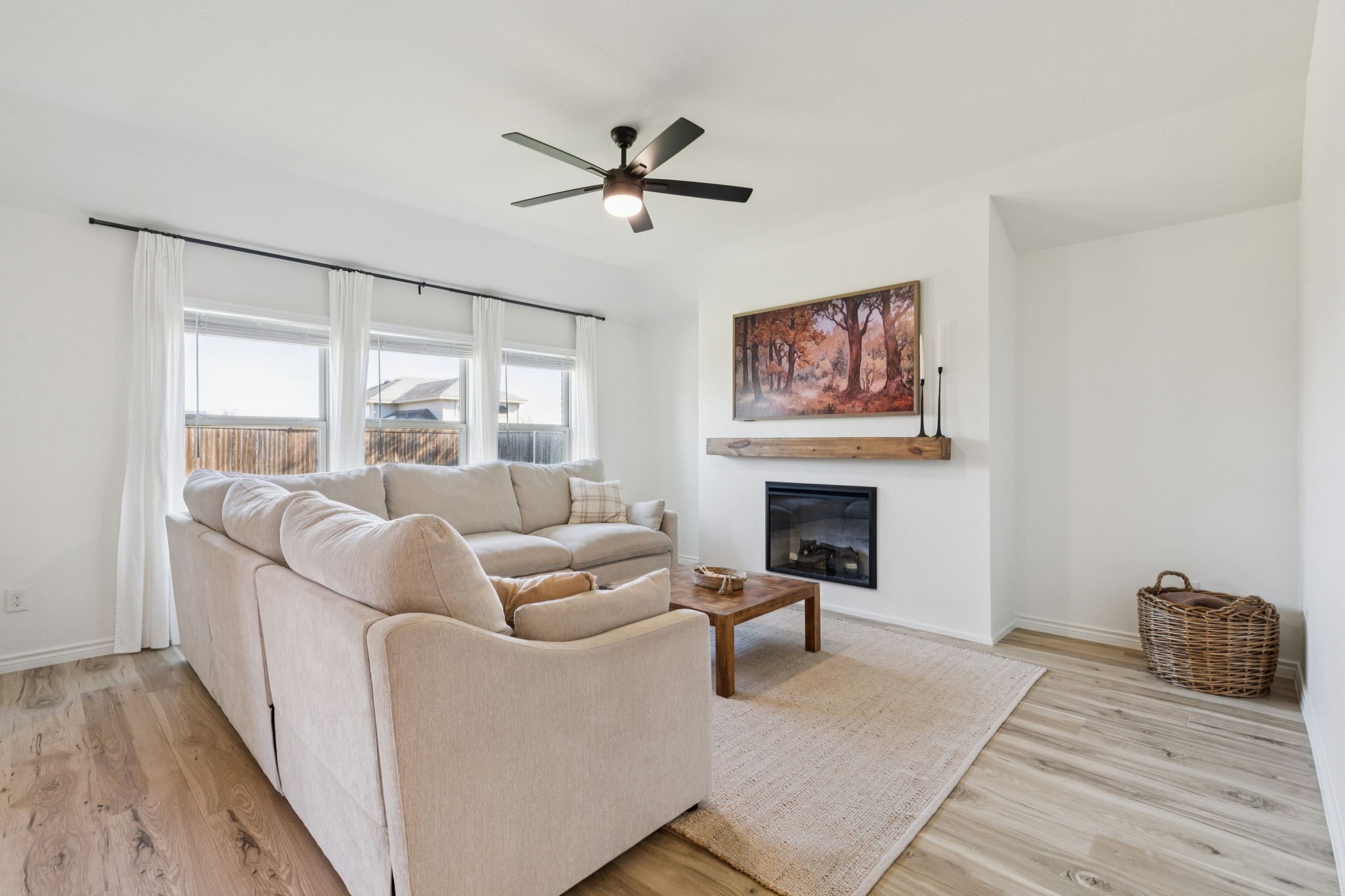 1204 Bois D Arc Lane