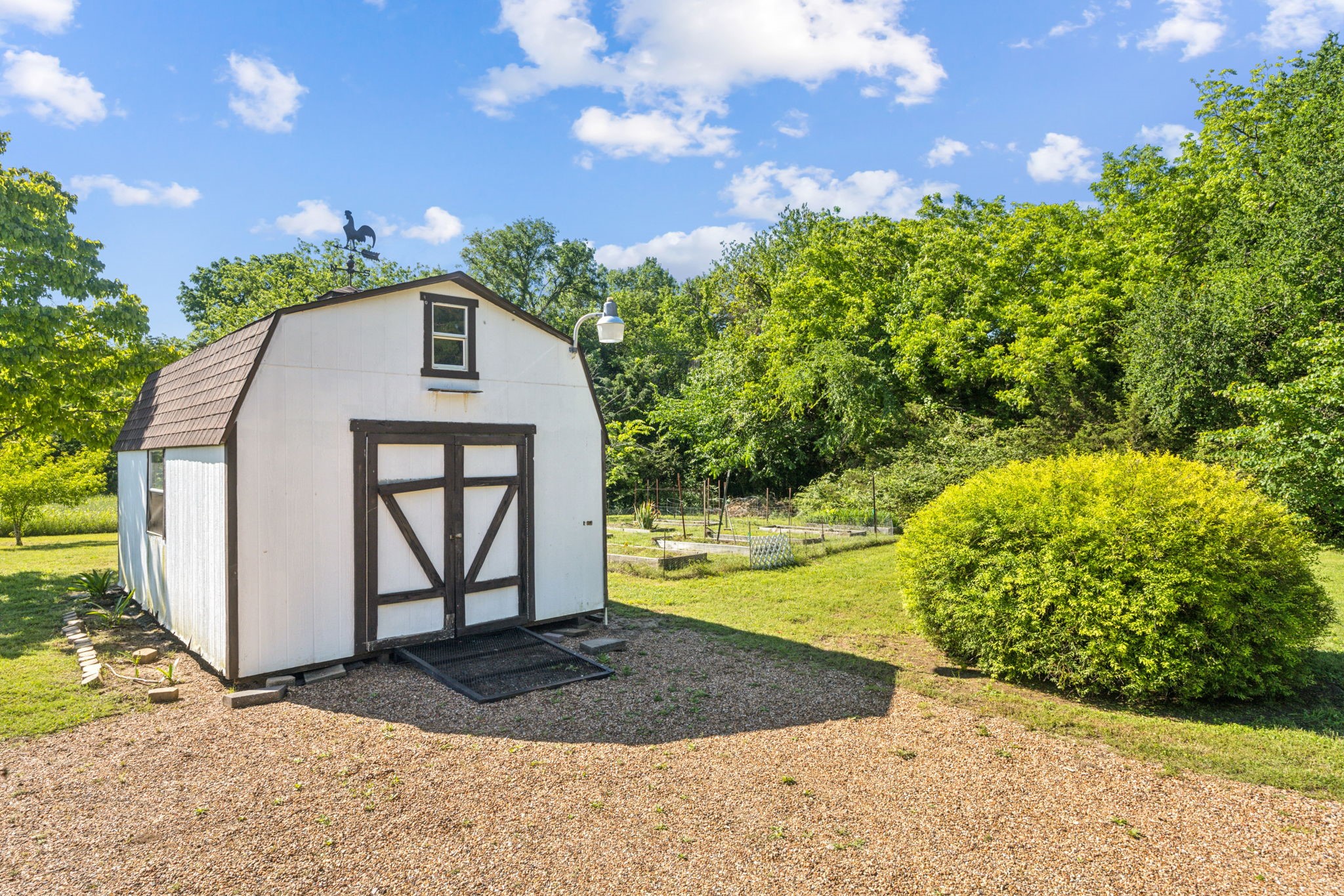 760 N N Country Club Road