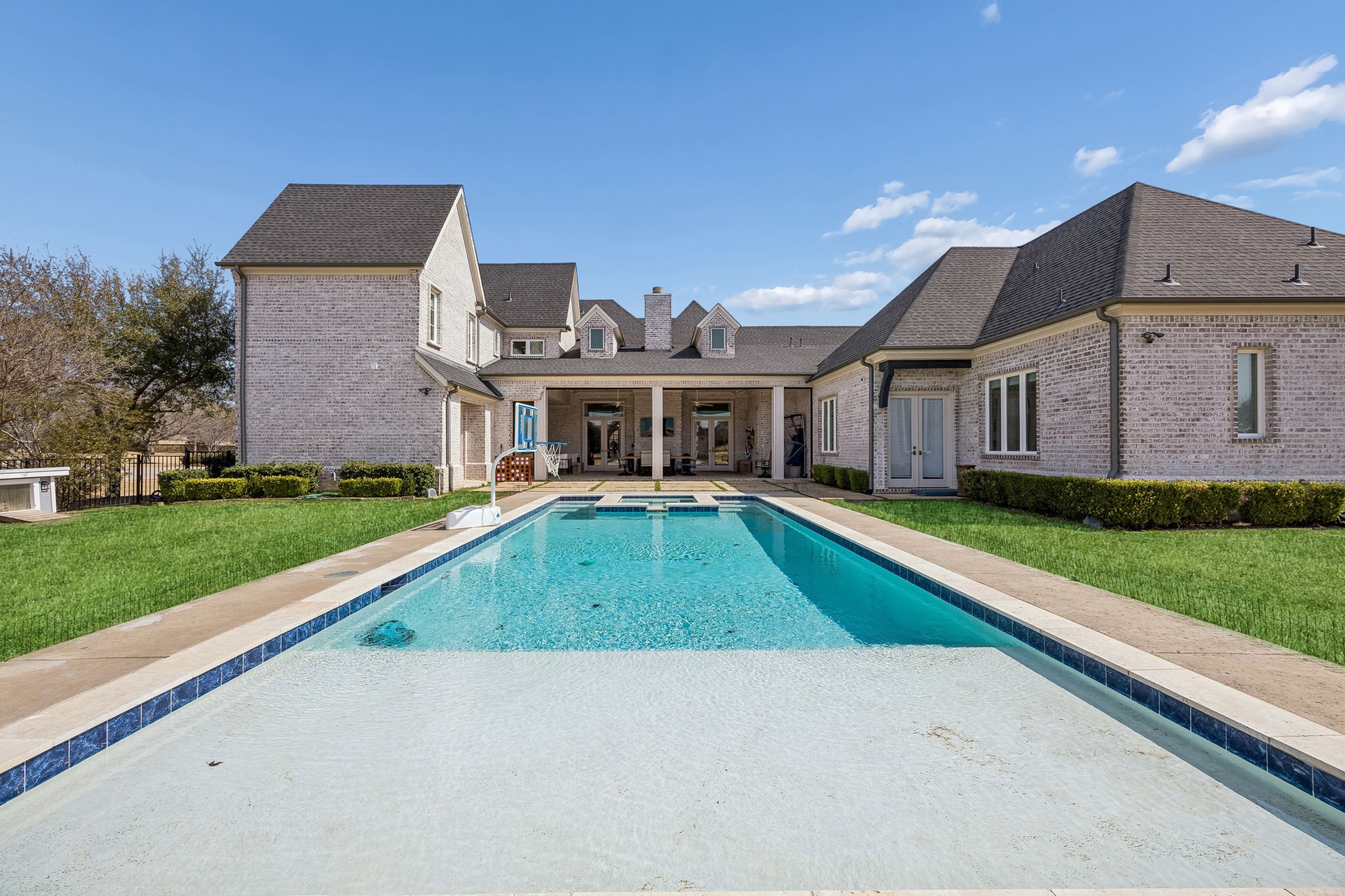 917 Tranquility Drive