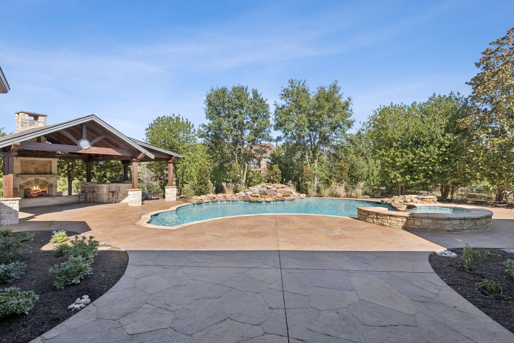 871 Beechwood Lane