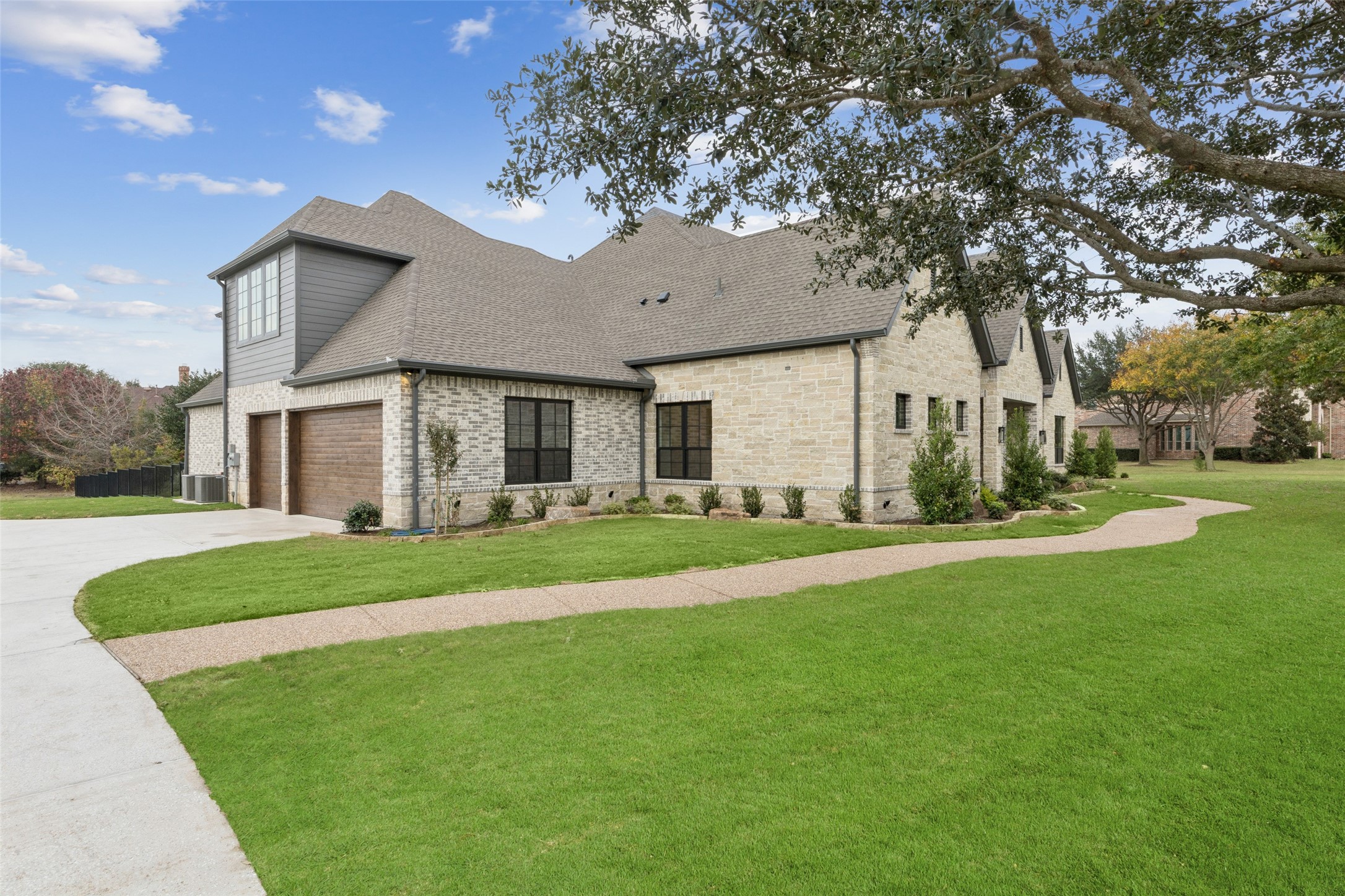 871 Beechwood Lane